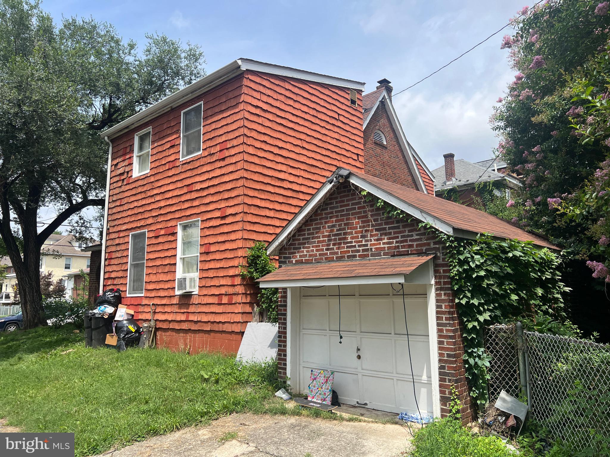 SOUTH END - Residential