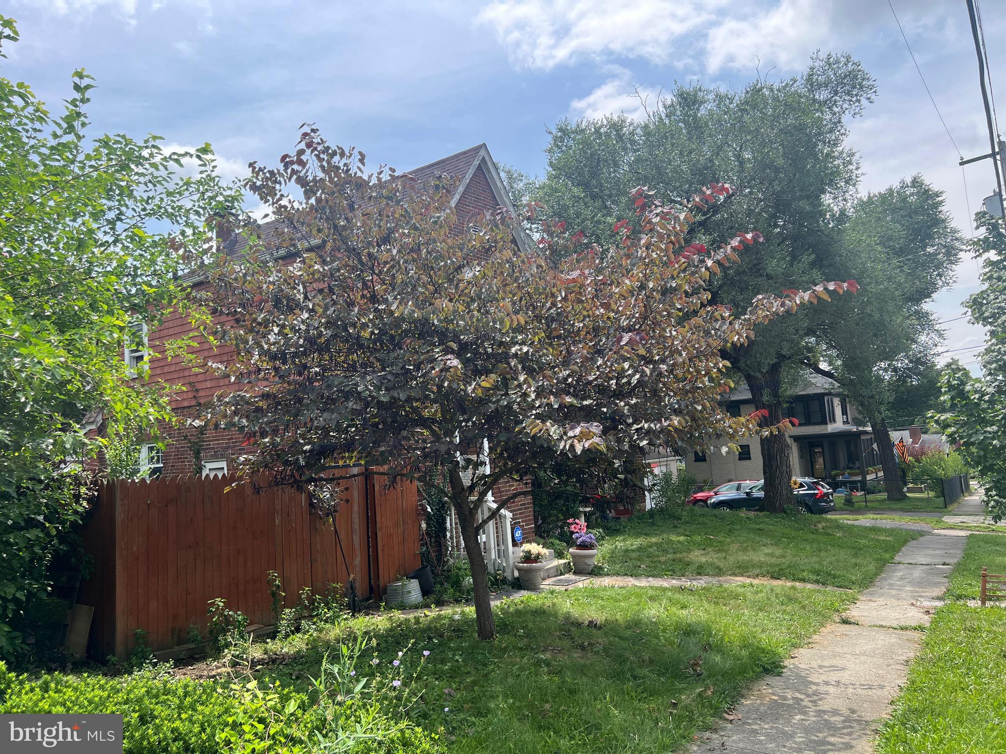 SOUTH END - Residential