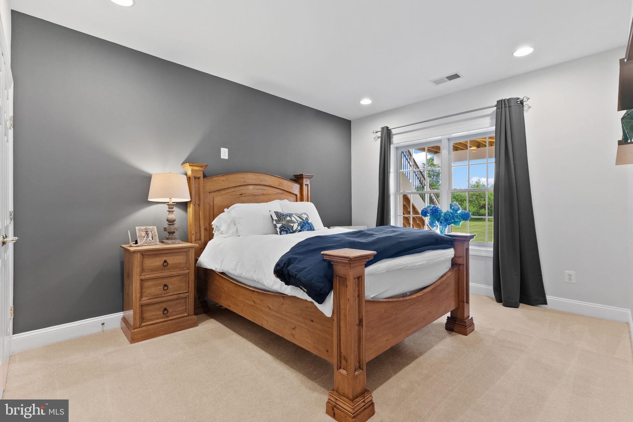 HIGHLANDS - Residential