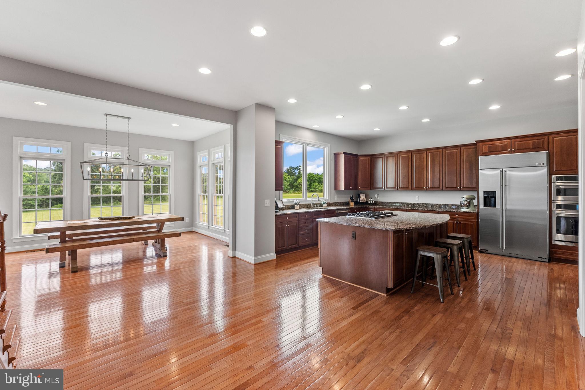 HIGHLANDS - Residential