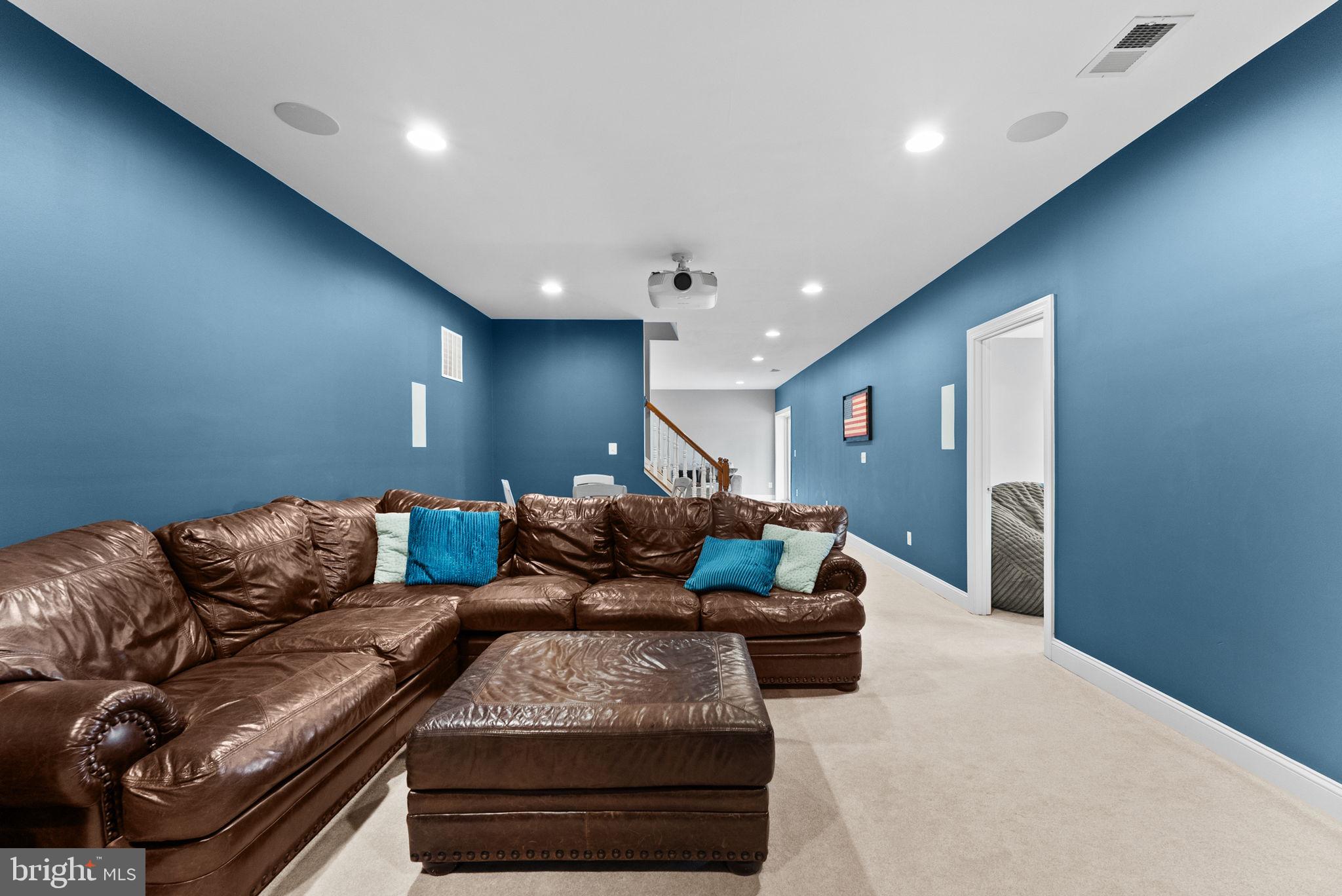 HIGHLANDS - Residential