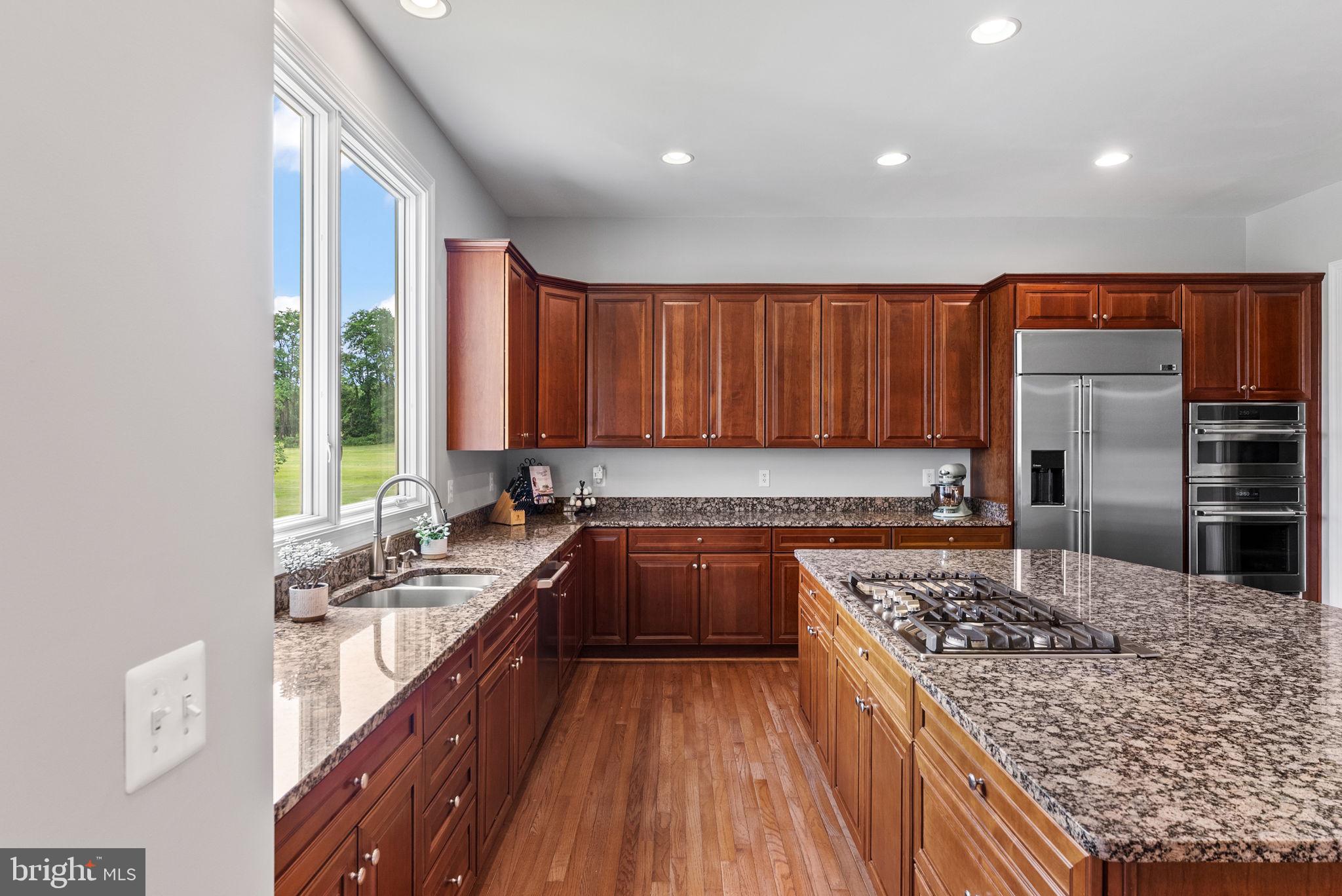 HIGHLANDS - Residential