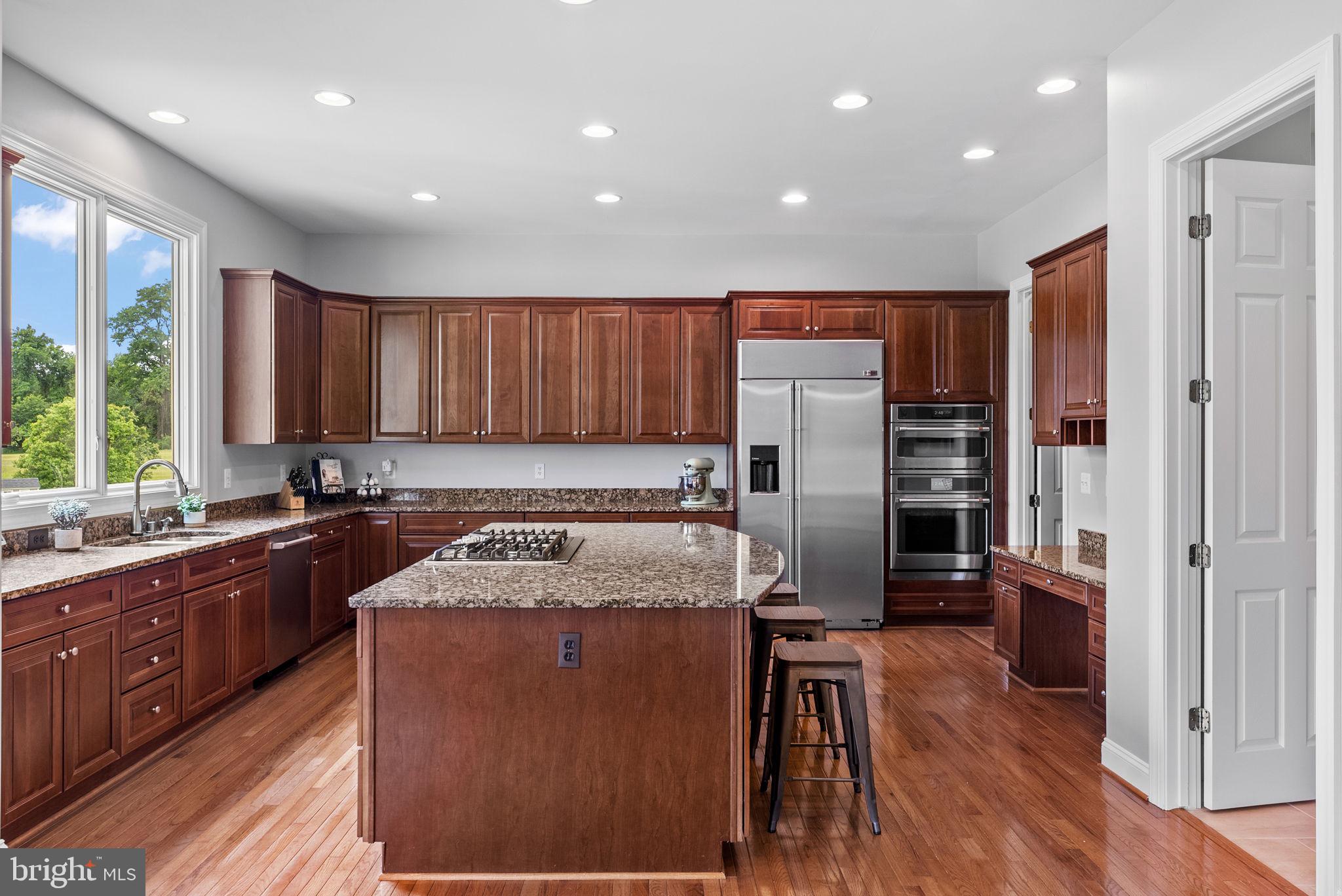 HIGHLANDS - Residential