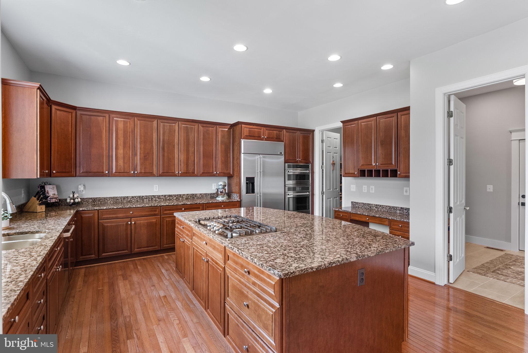 HIGHLANDS - Residential