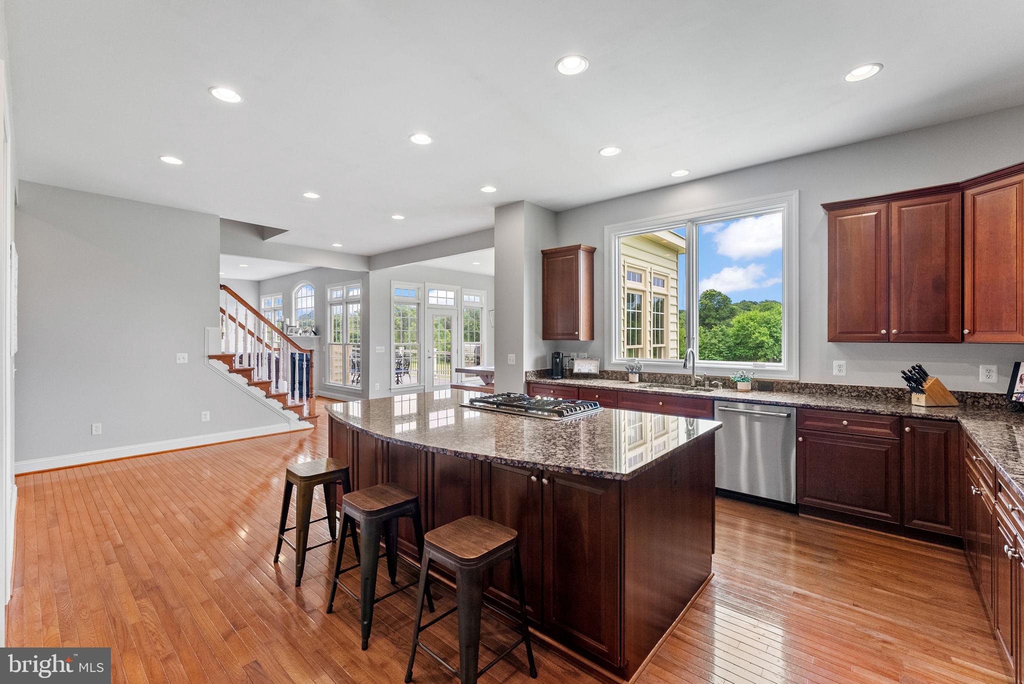 HIGHLANDS - Residential