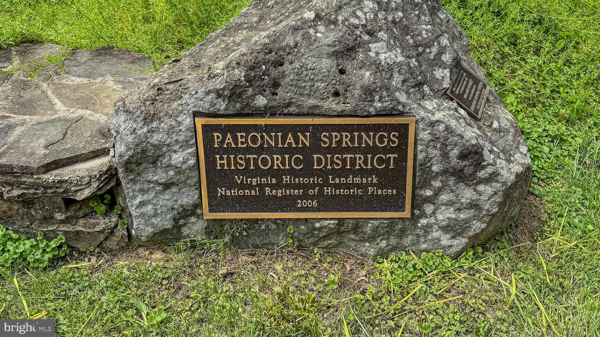 PAEONIAN SPRINGS - Residential