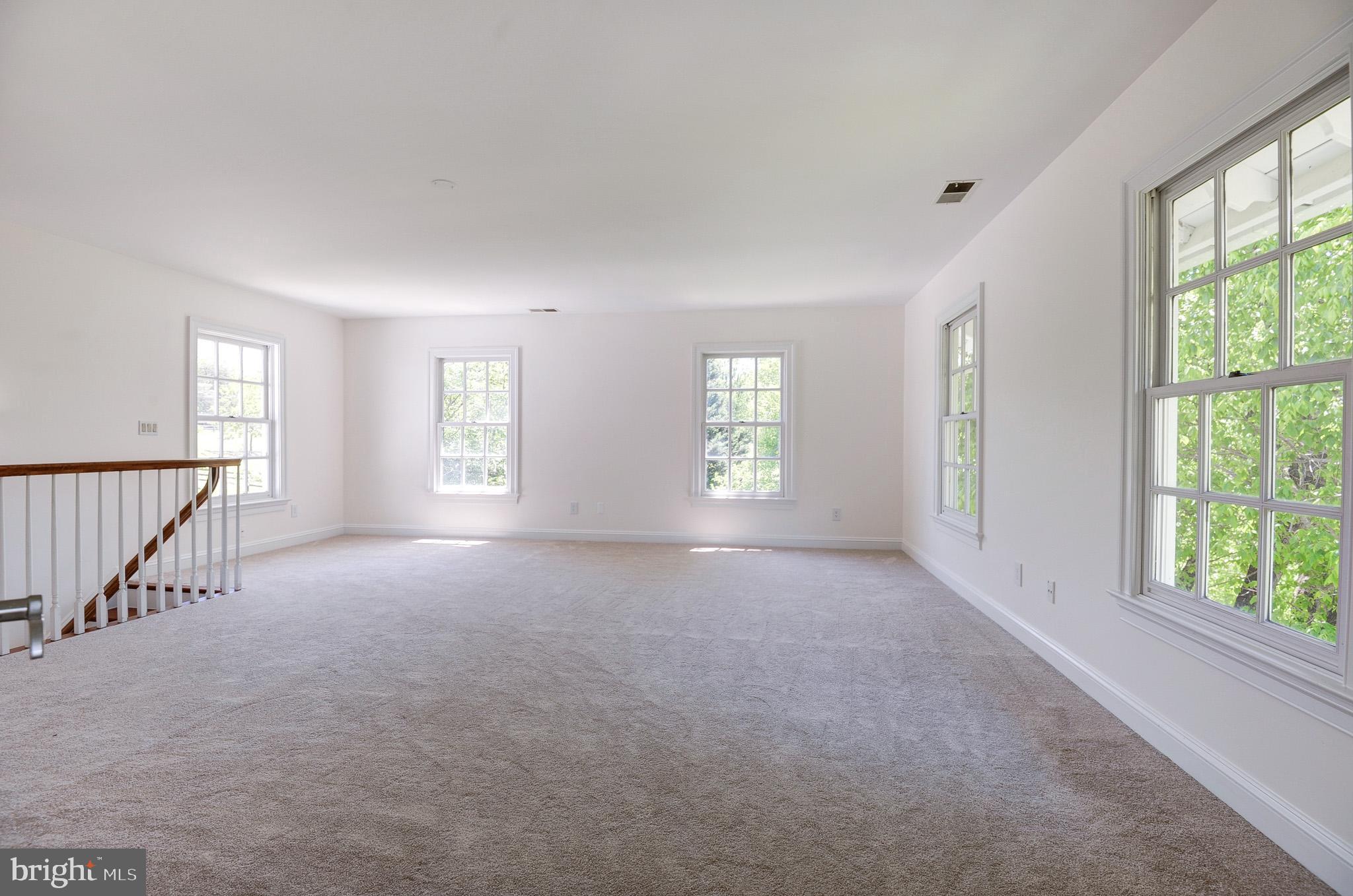 PAEONIAN SPRINGS - Residential