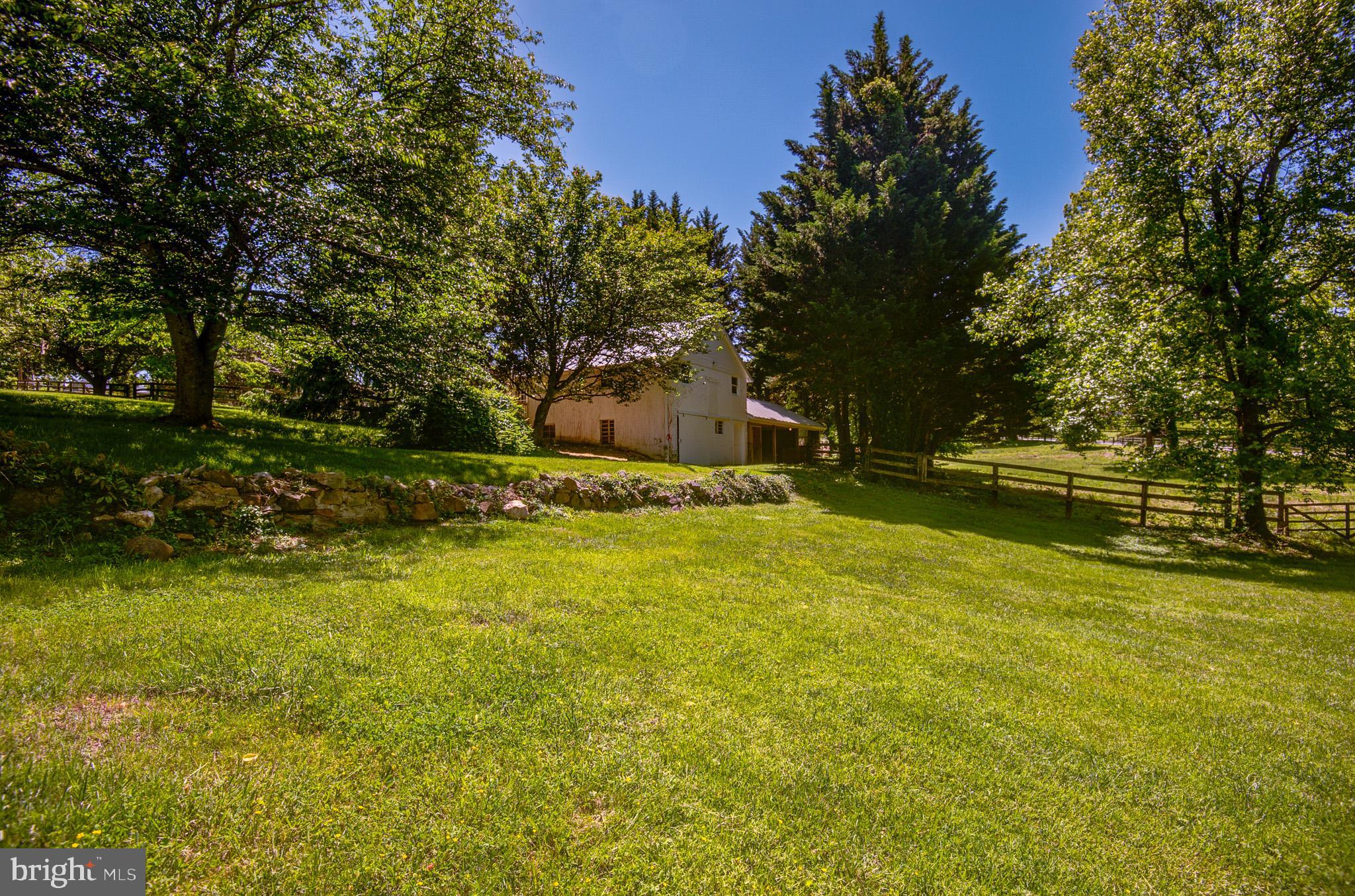 PAEONIAN SPRINGS - Residential