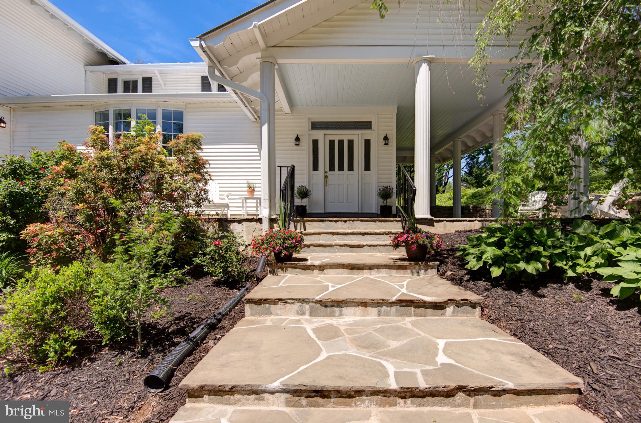 PAEONIAN SPRINGS - Residential