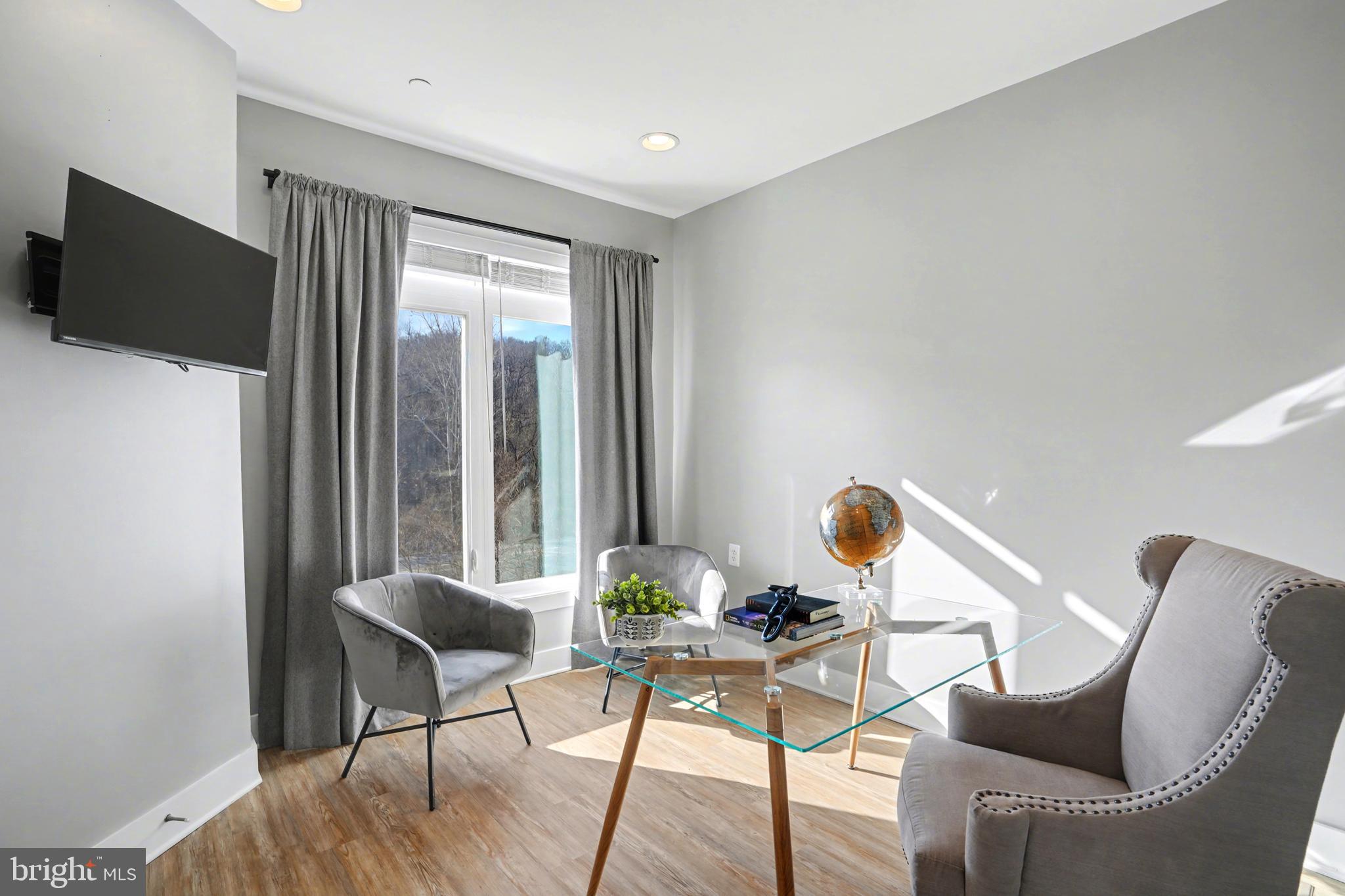 QUARRY SPRINGS - Residential