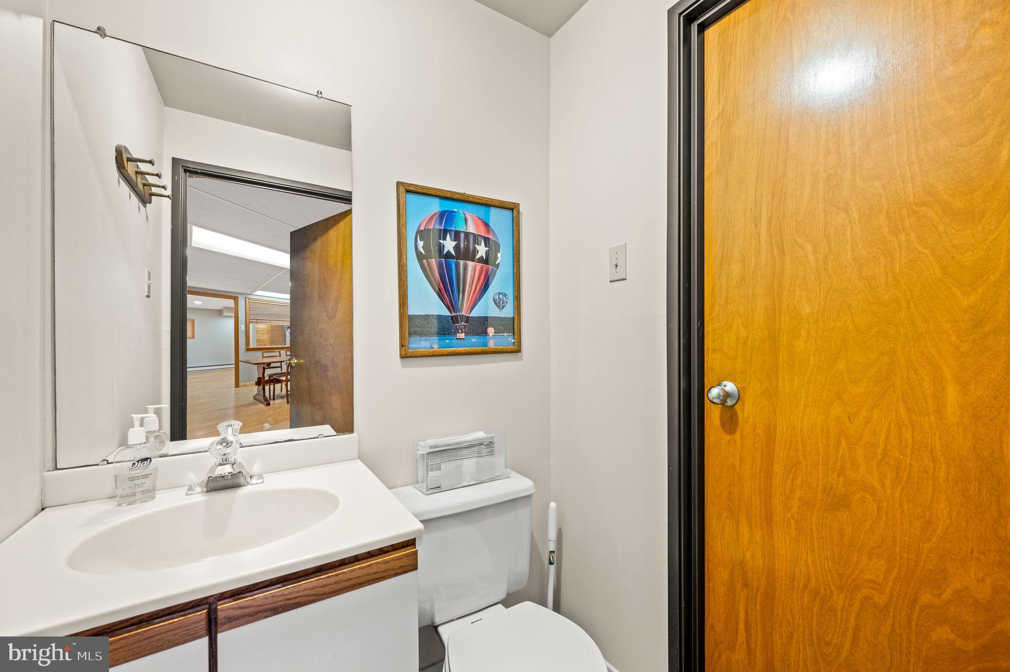 EXTON COMMONS - Commercial Sale