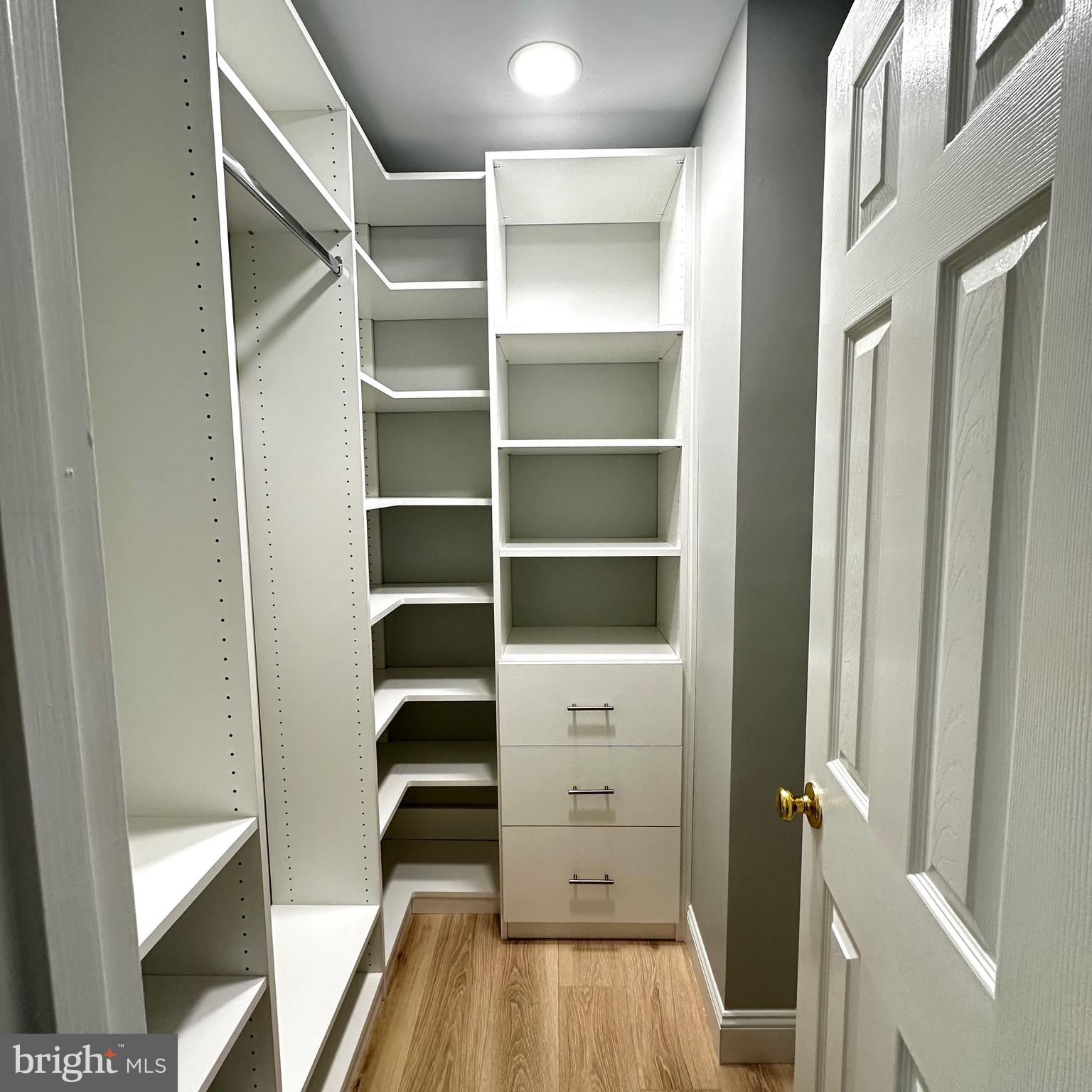 KINGSWOOD - Residential Lease