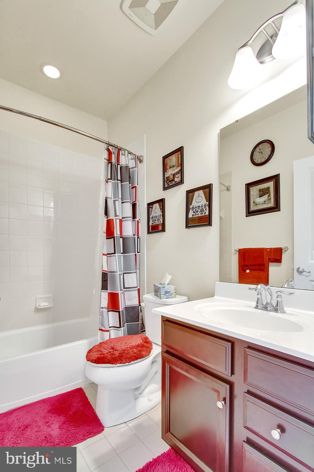 REGENTS GLEN TOWNHOME - Residential