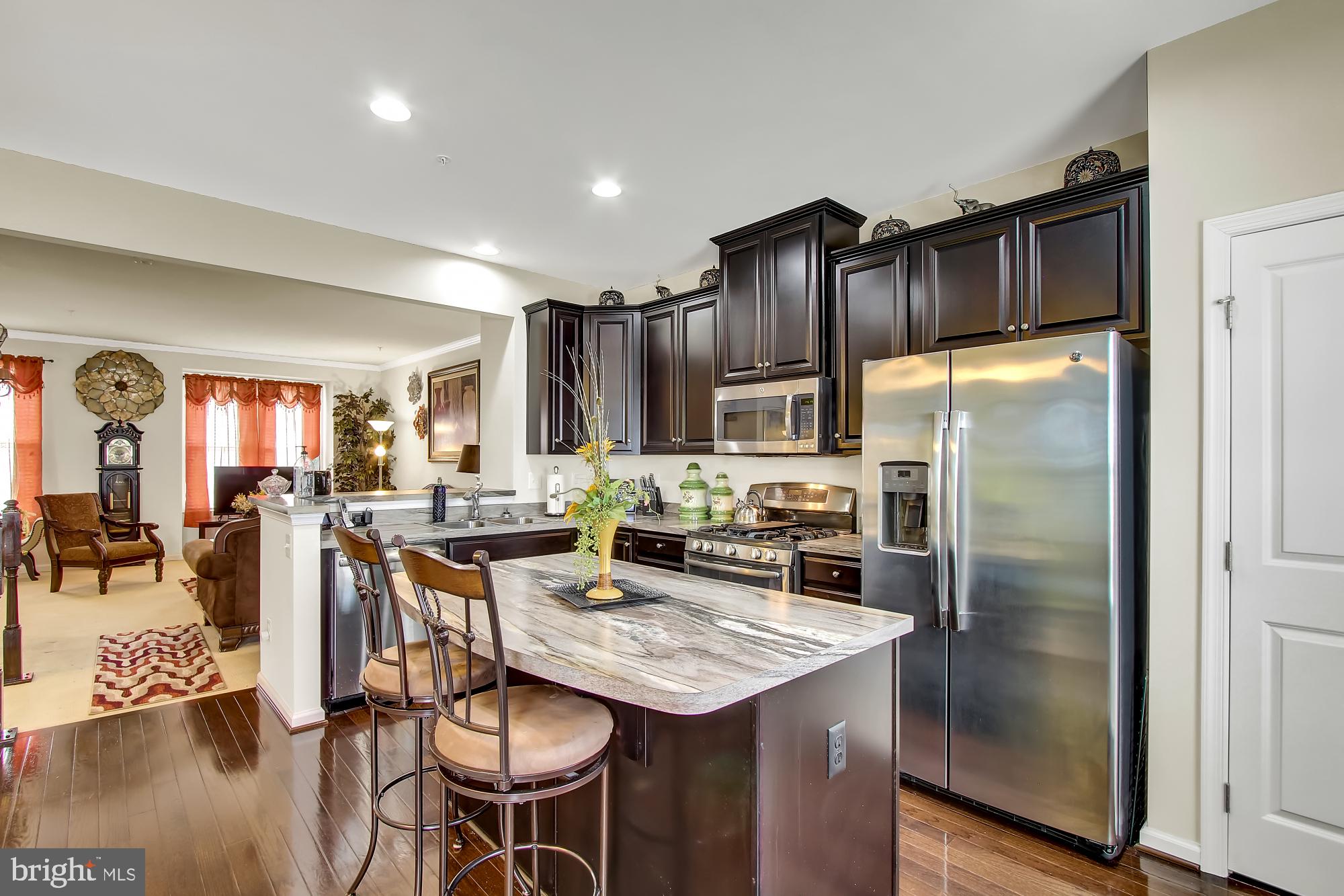 REGENTS GLEN TOWNHOME - Residential