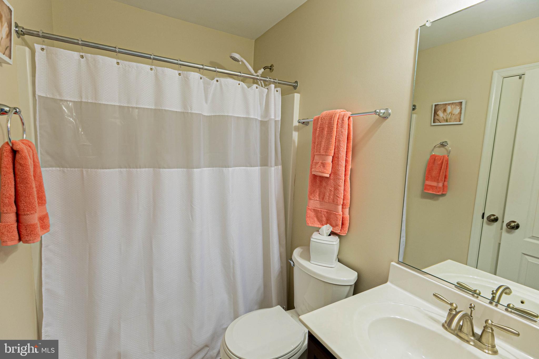 LADYSMITH VILLAGE - Residential