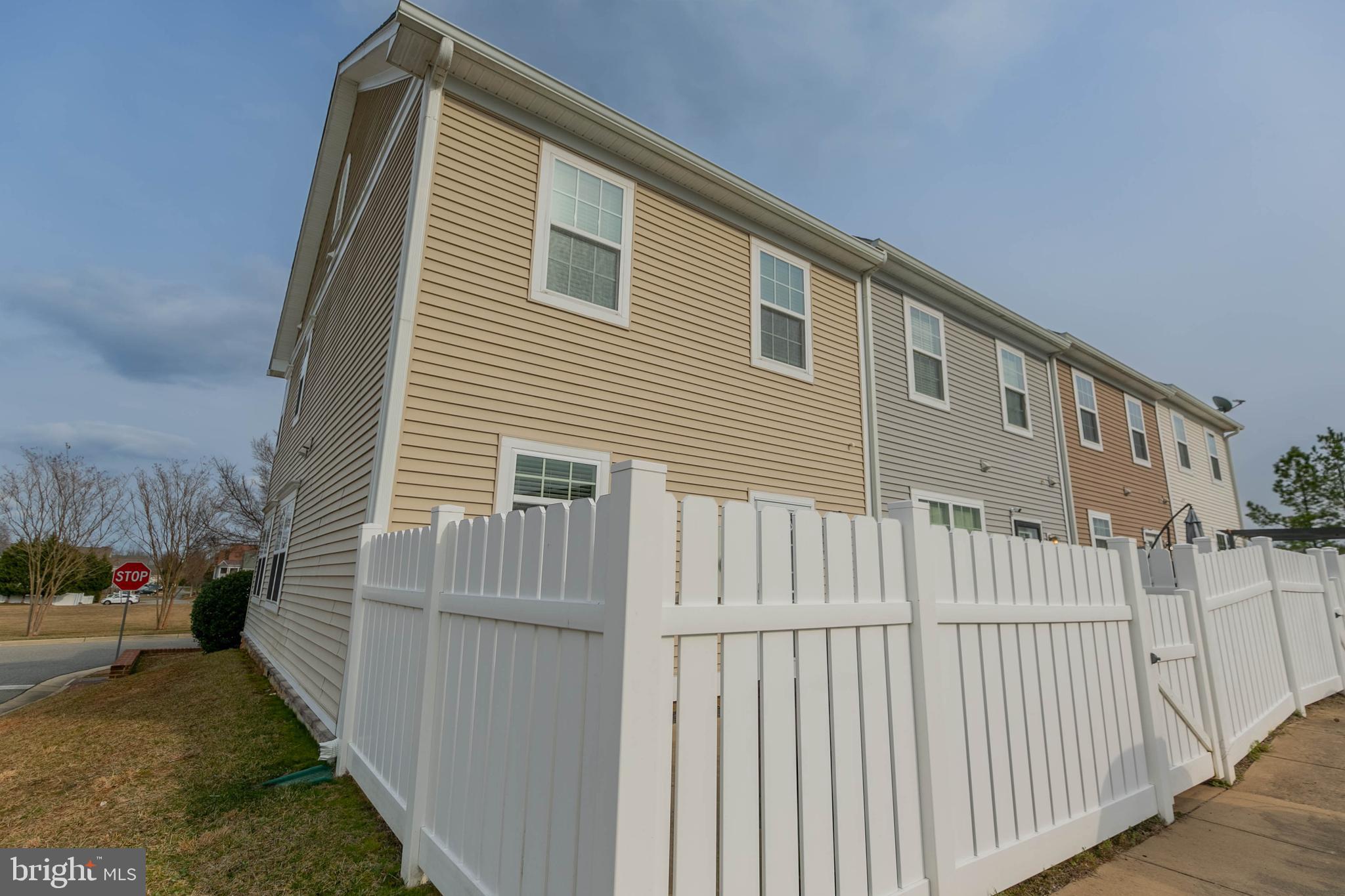 LADYSMITH VILLAGE - Residential