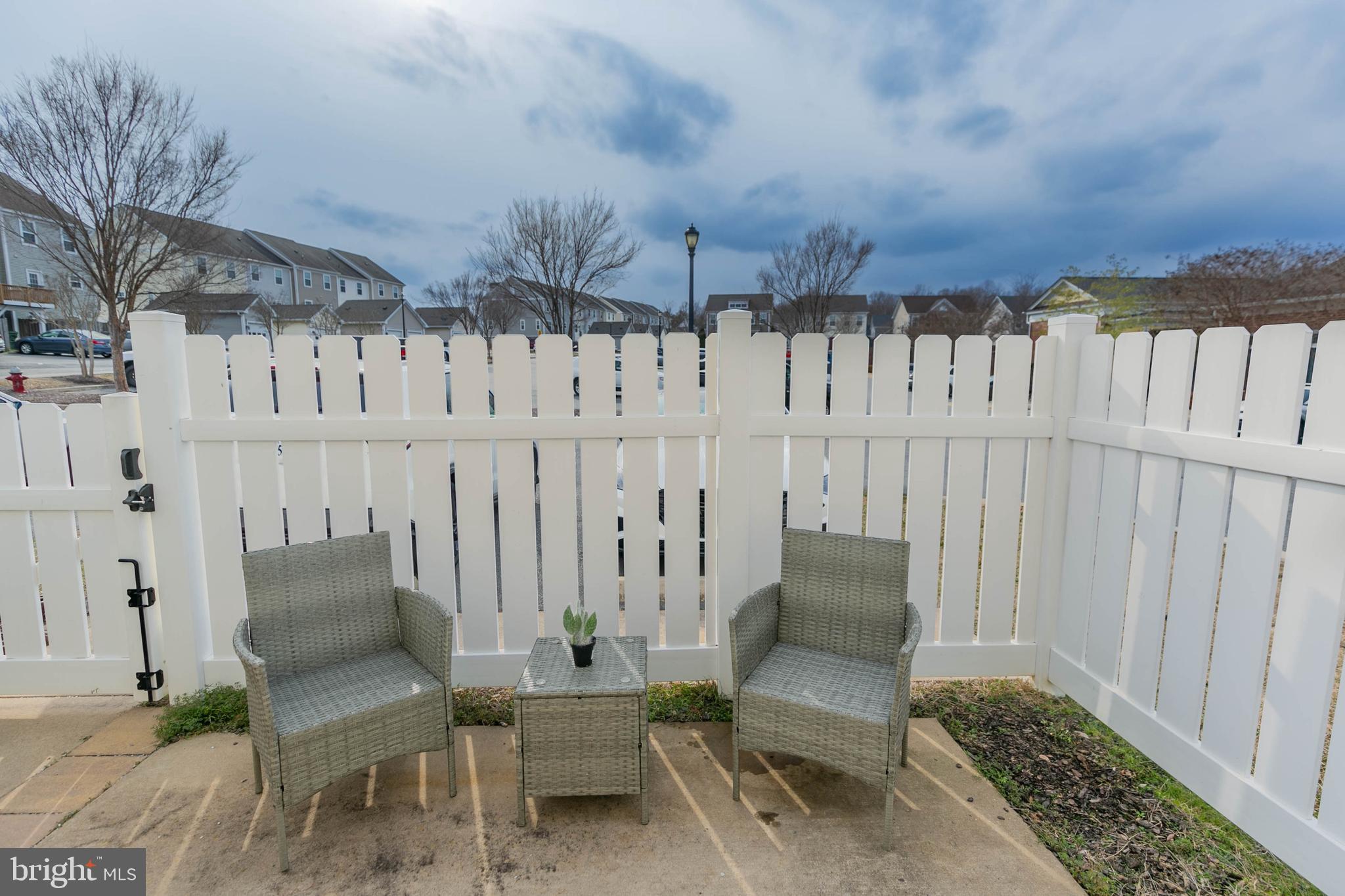 LADYSMITH VILLAGE - Residential
