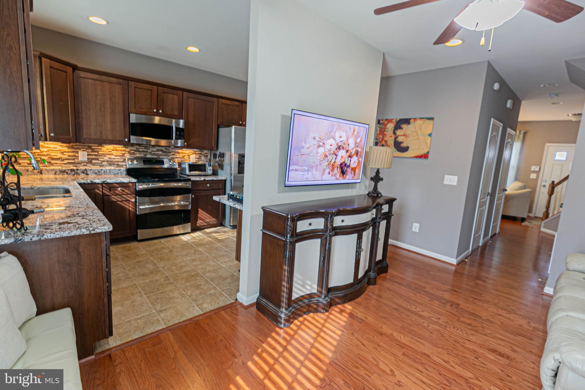 LADYSMITH VILLAGE - Residential