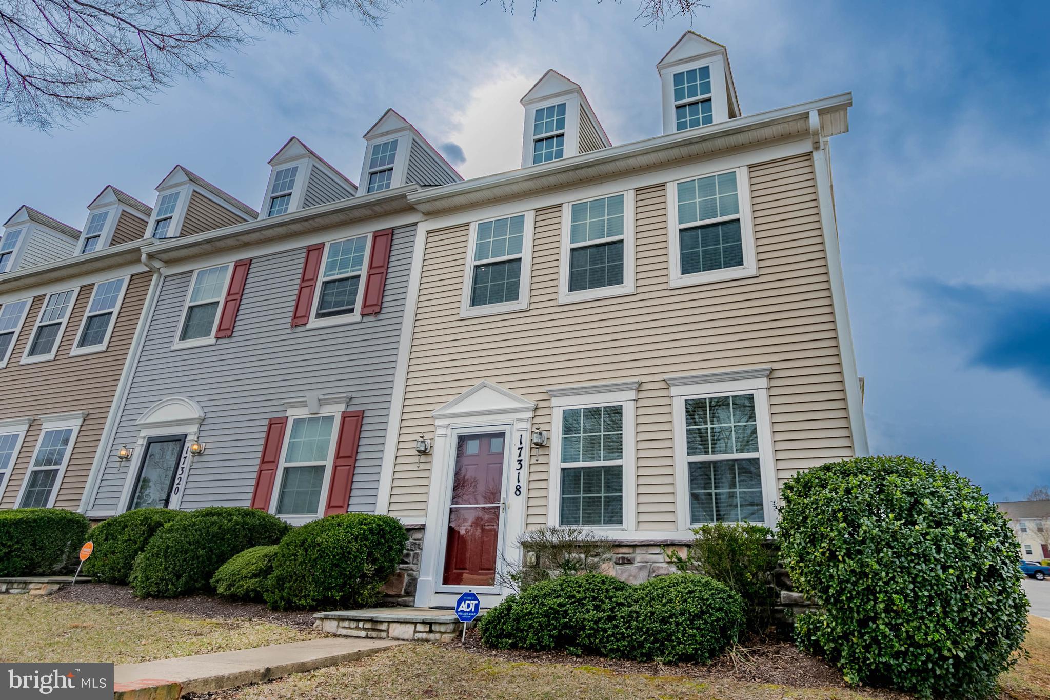 LADYSMITH VILLAGE - Residential