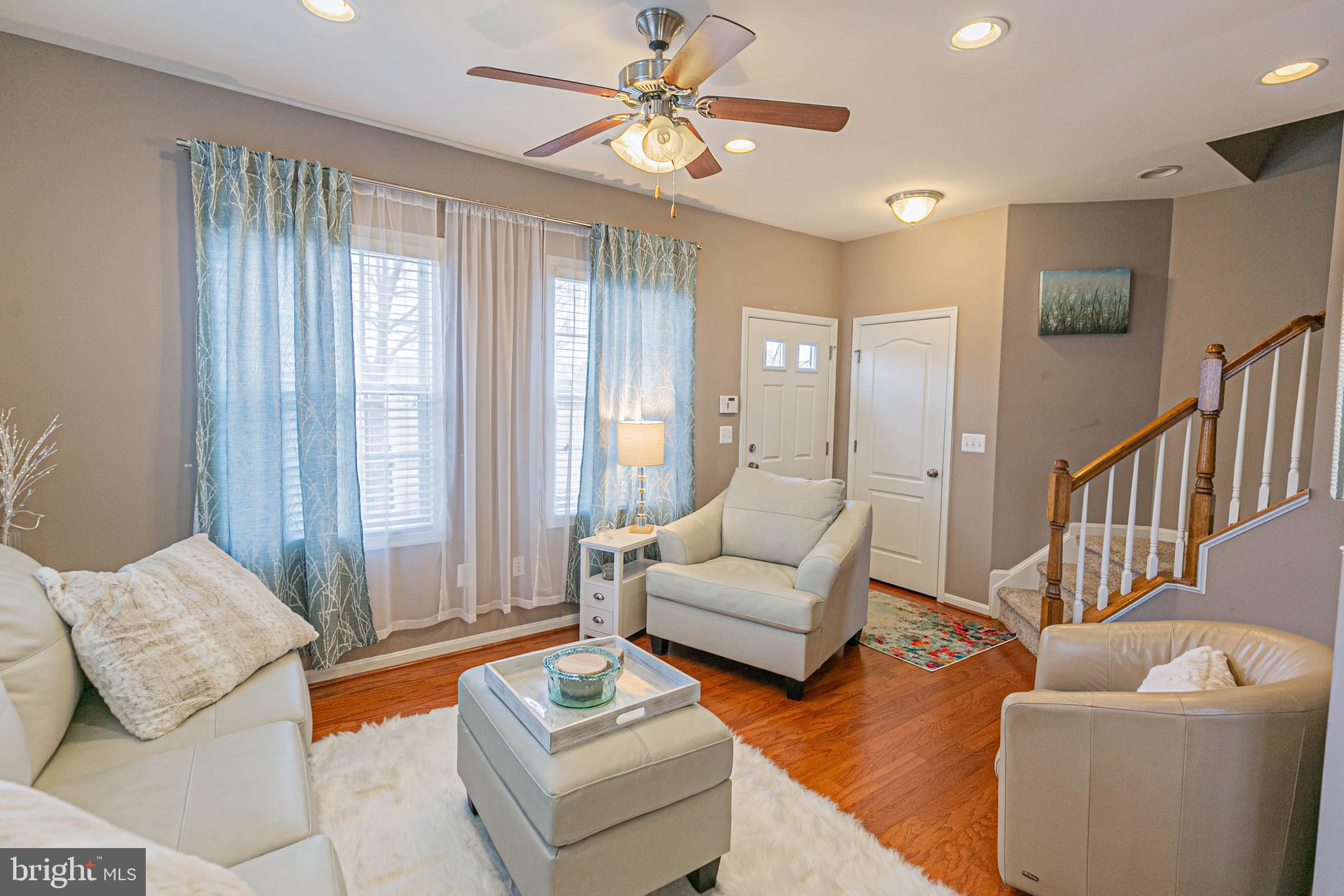 LADYSMITH VILLAGE - Residential