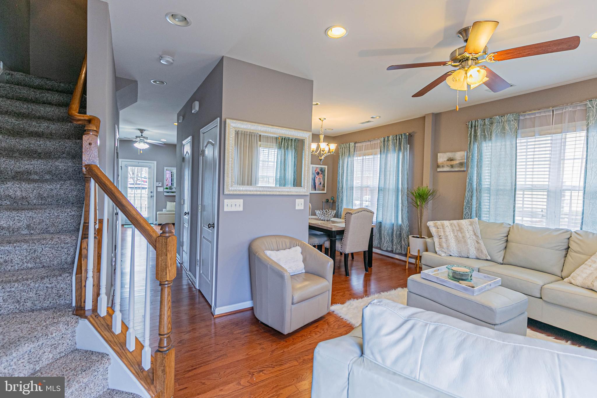 LADYSMITH VILLAGE - Residential