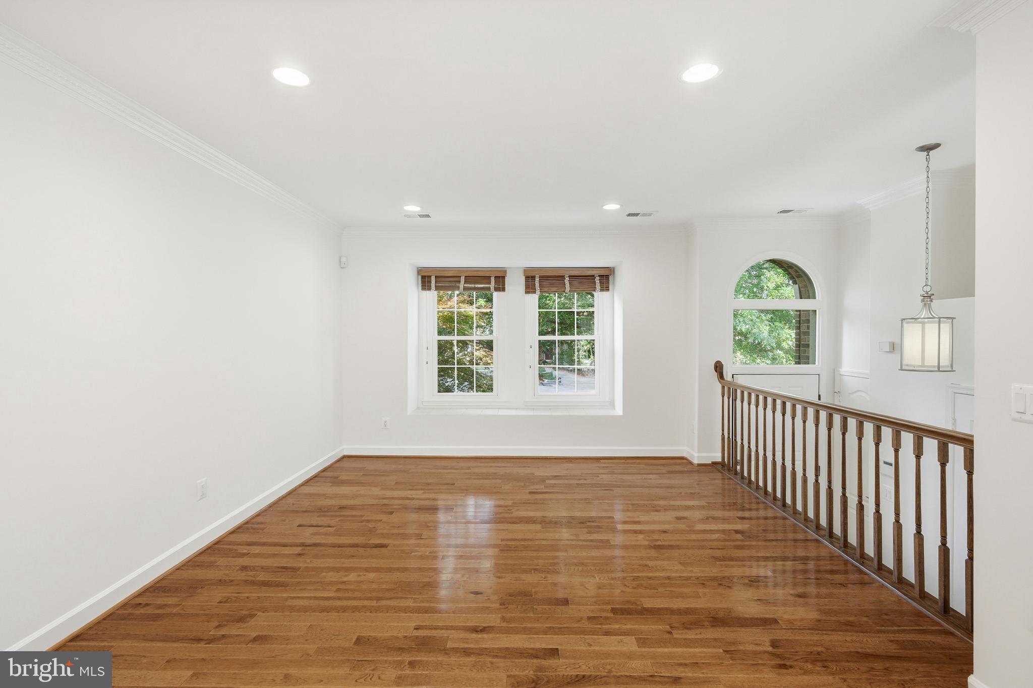 PENDERBROOK - Residential
