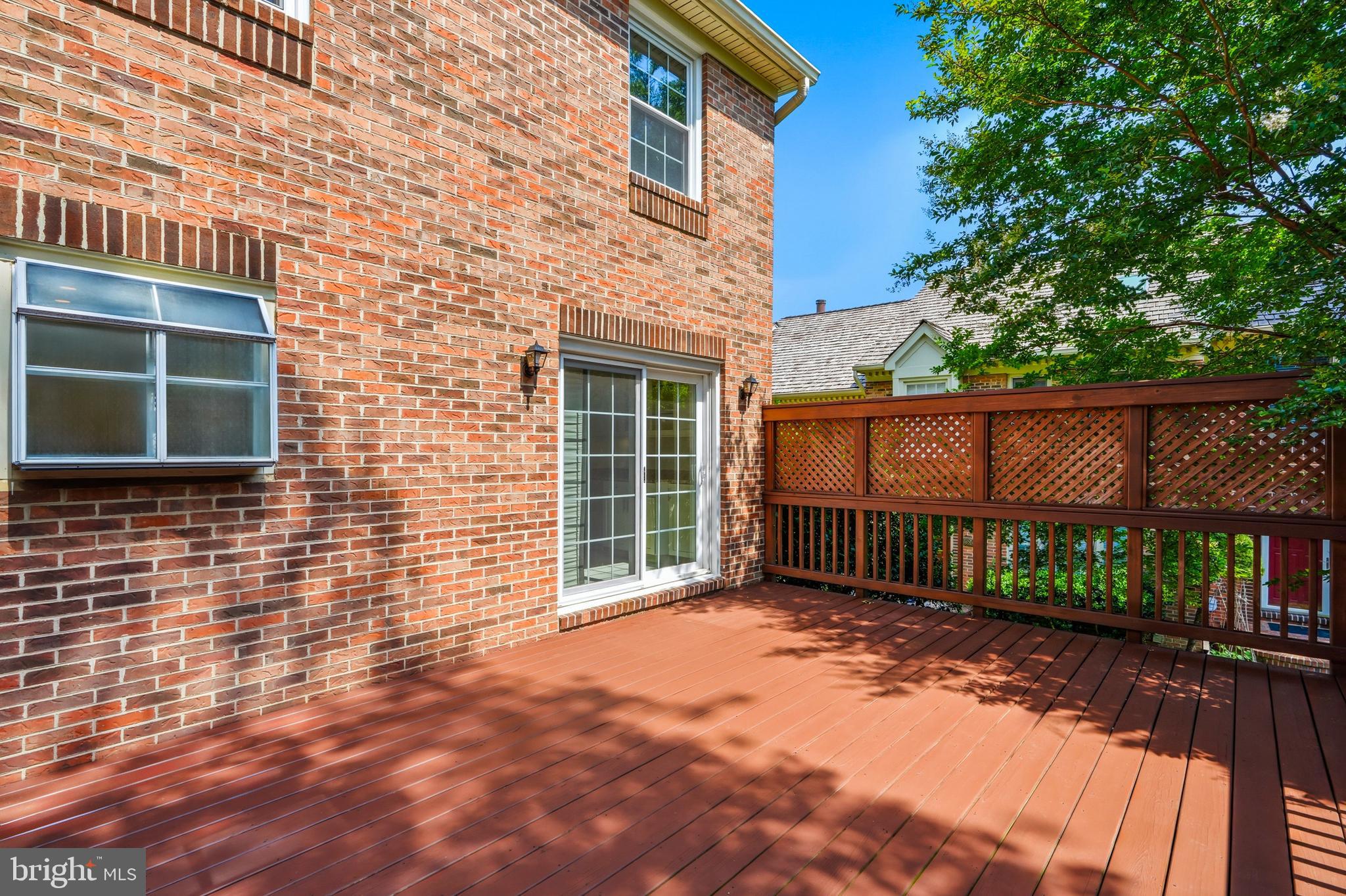 PENDERBROOK - Residential