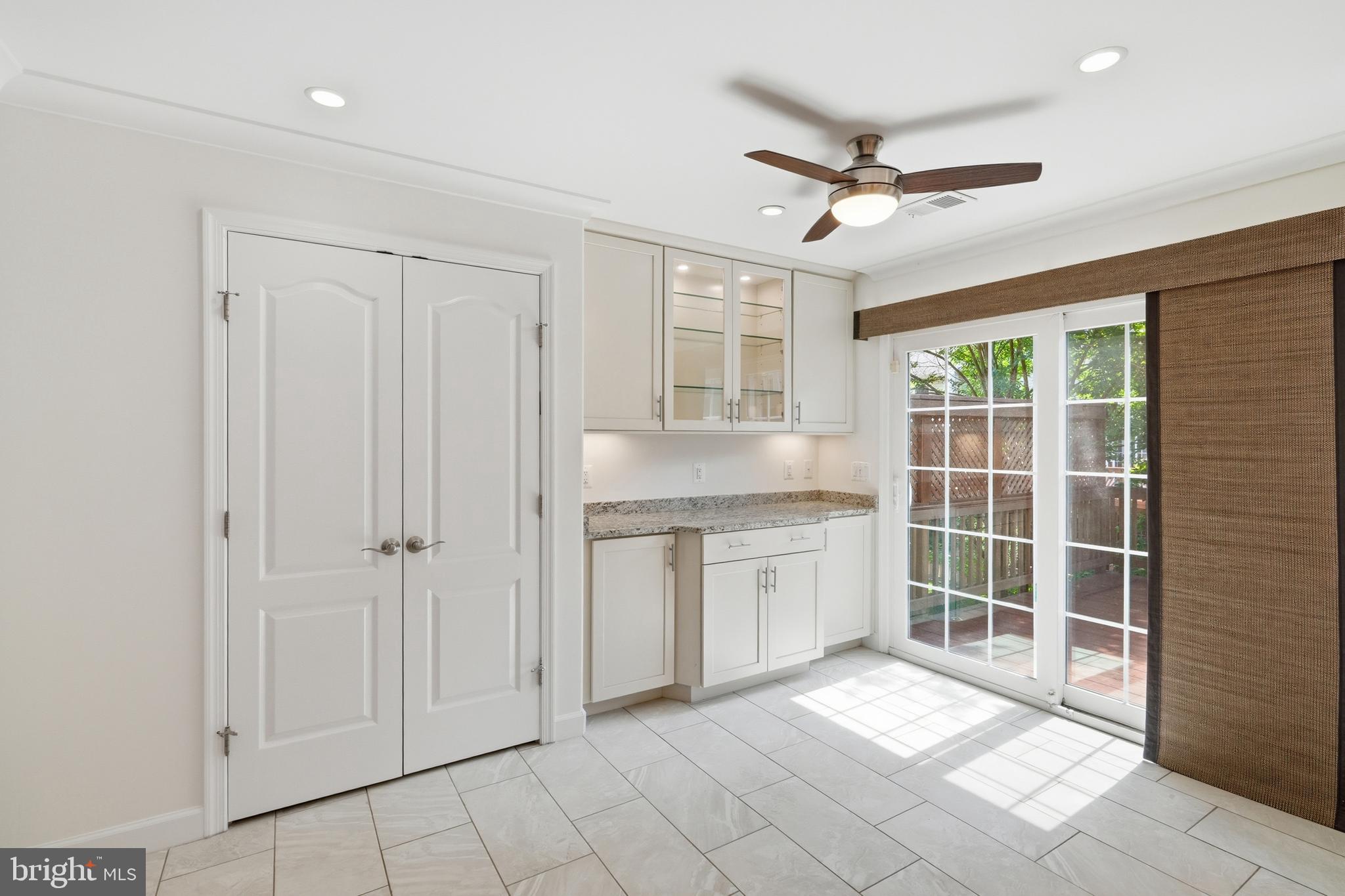 PENDERBROOK - Residential