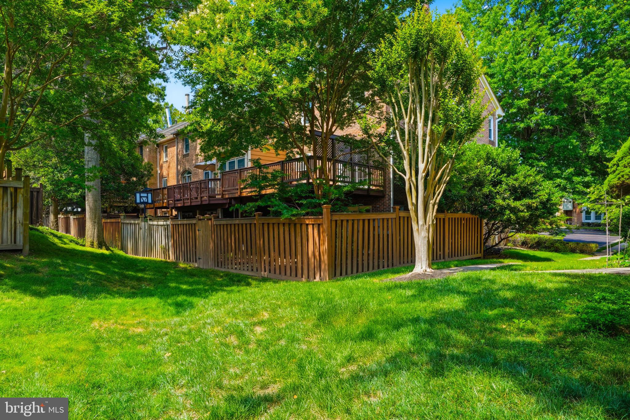 PENDERBROOK - Residential