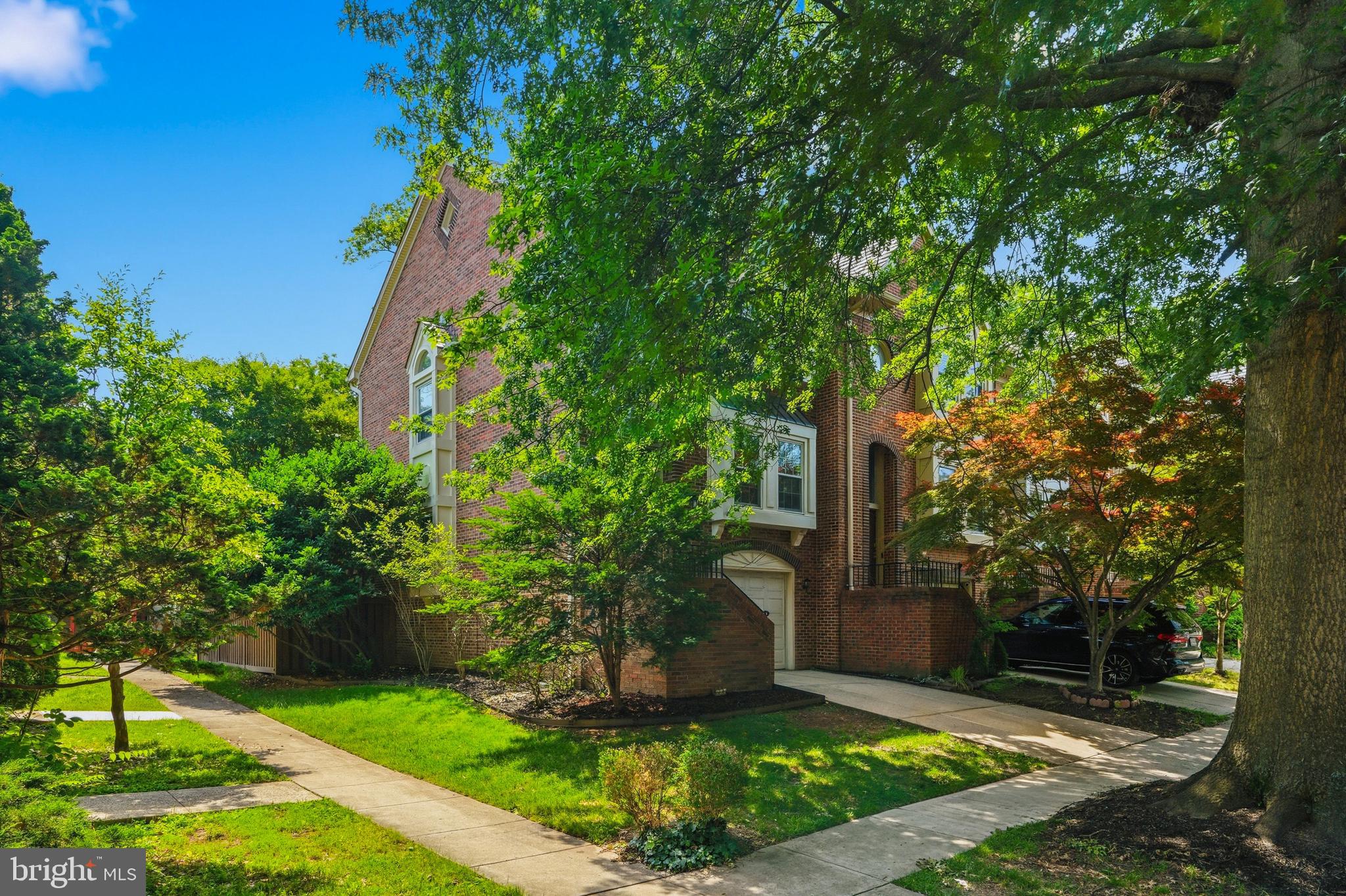 PENDERBROOK - Residential