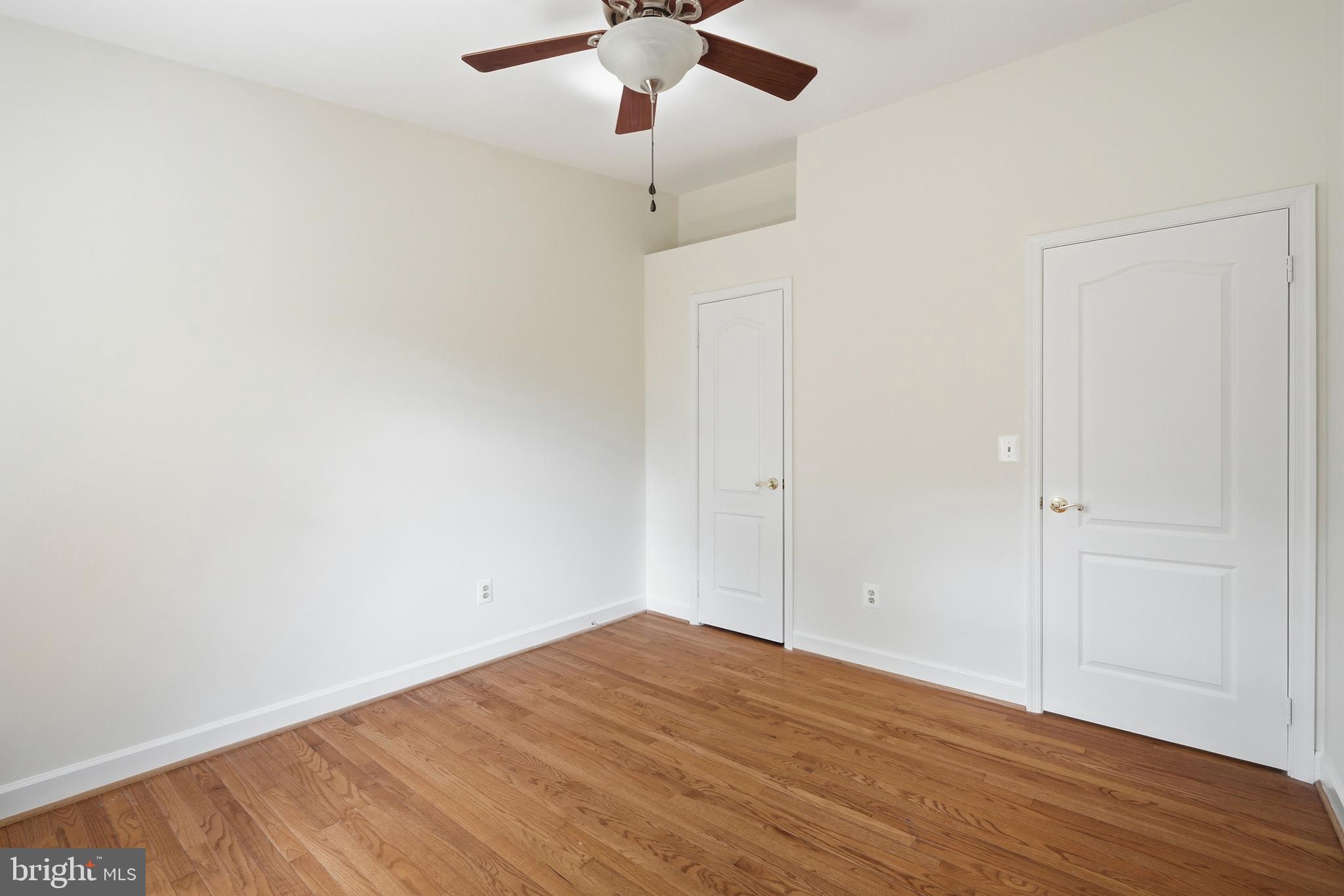 PENDERBROOK - Residential
