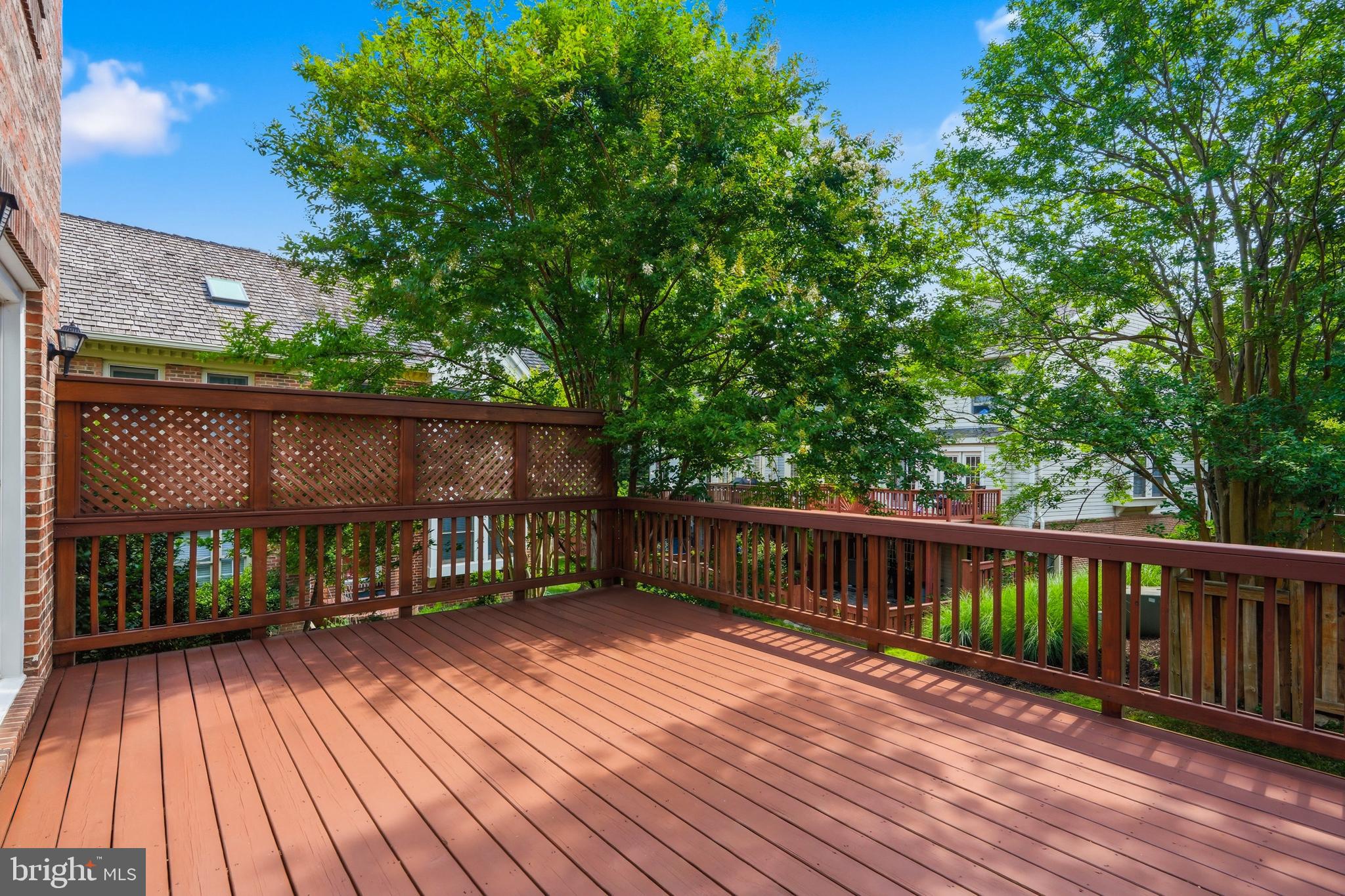 PENDERBROOK - Residential