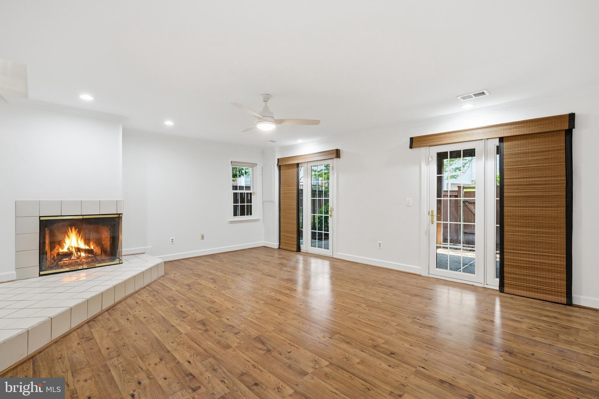 PENDERBROOK - Residential