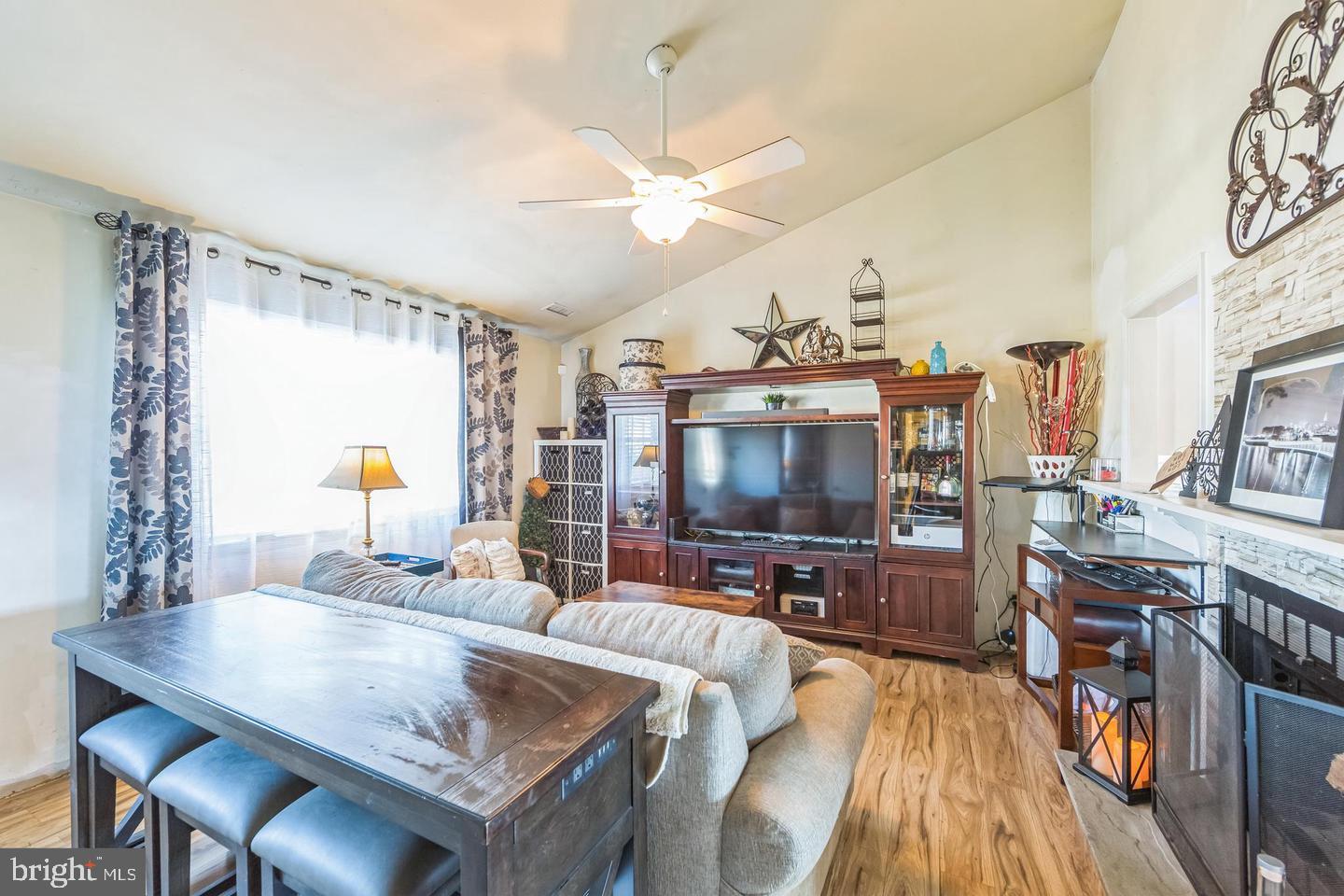 HARMONY WOODS - Residential