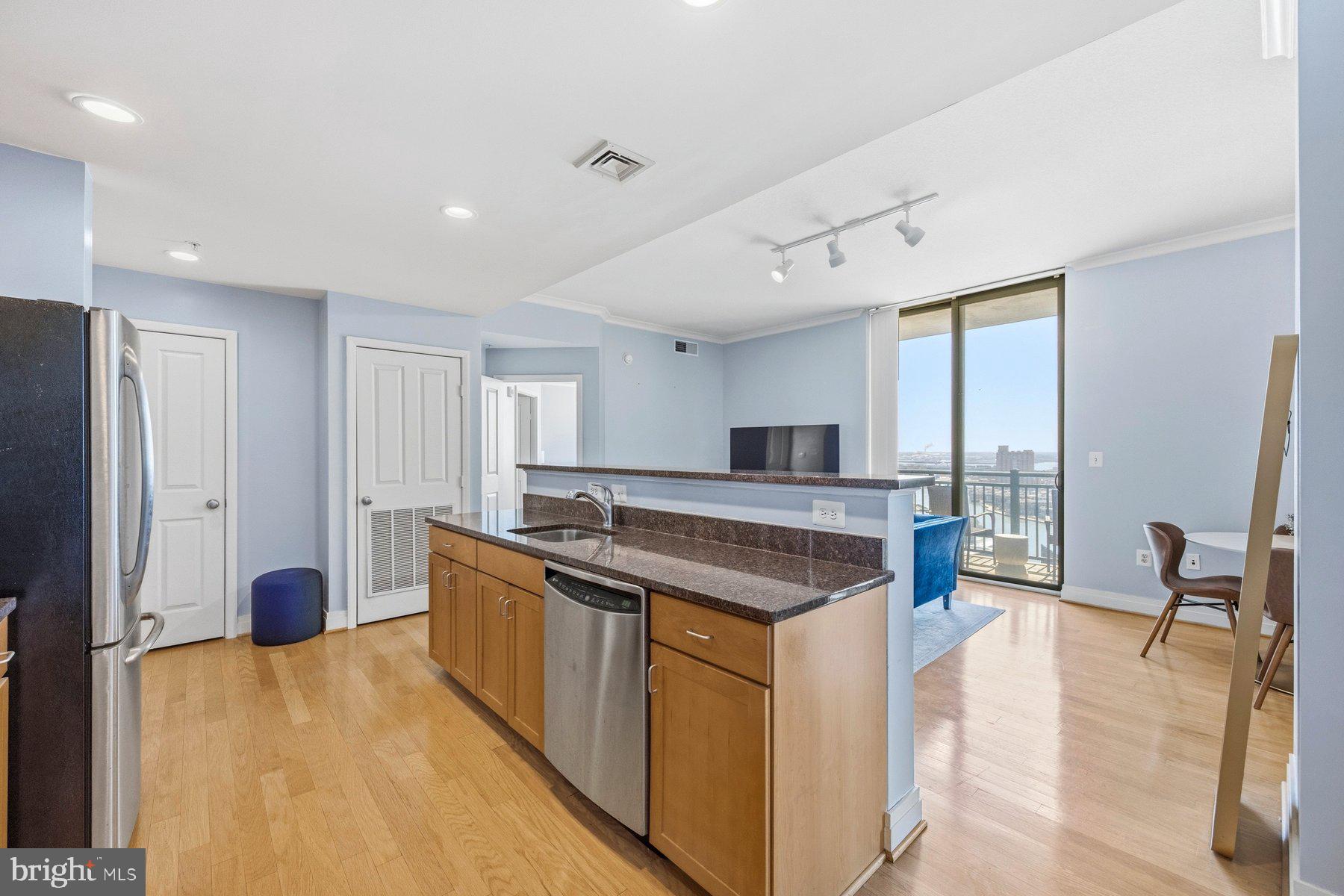 INNER HARBOR - Residential
