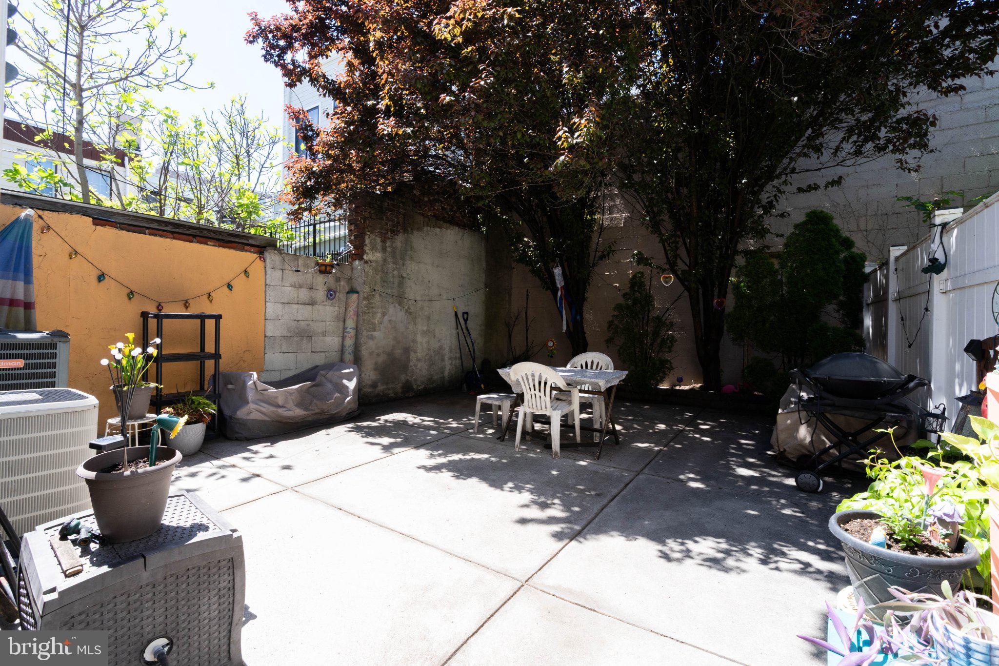 EAST PASSYUNK CROSSING - Residential