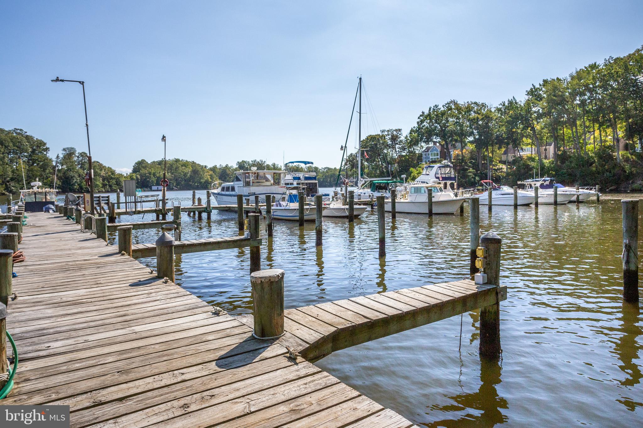 ANNAPOLIS LANDING - Residential