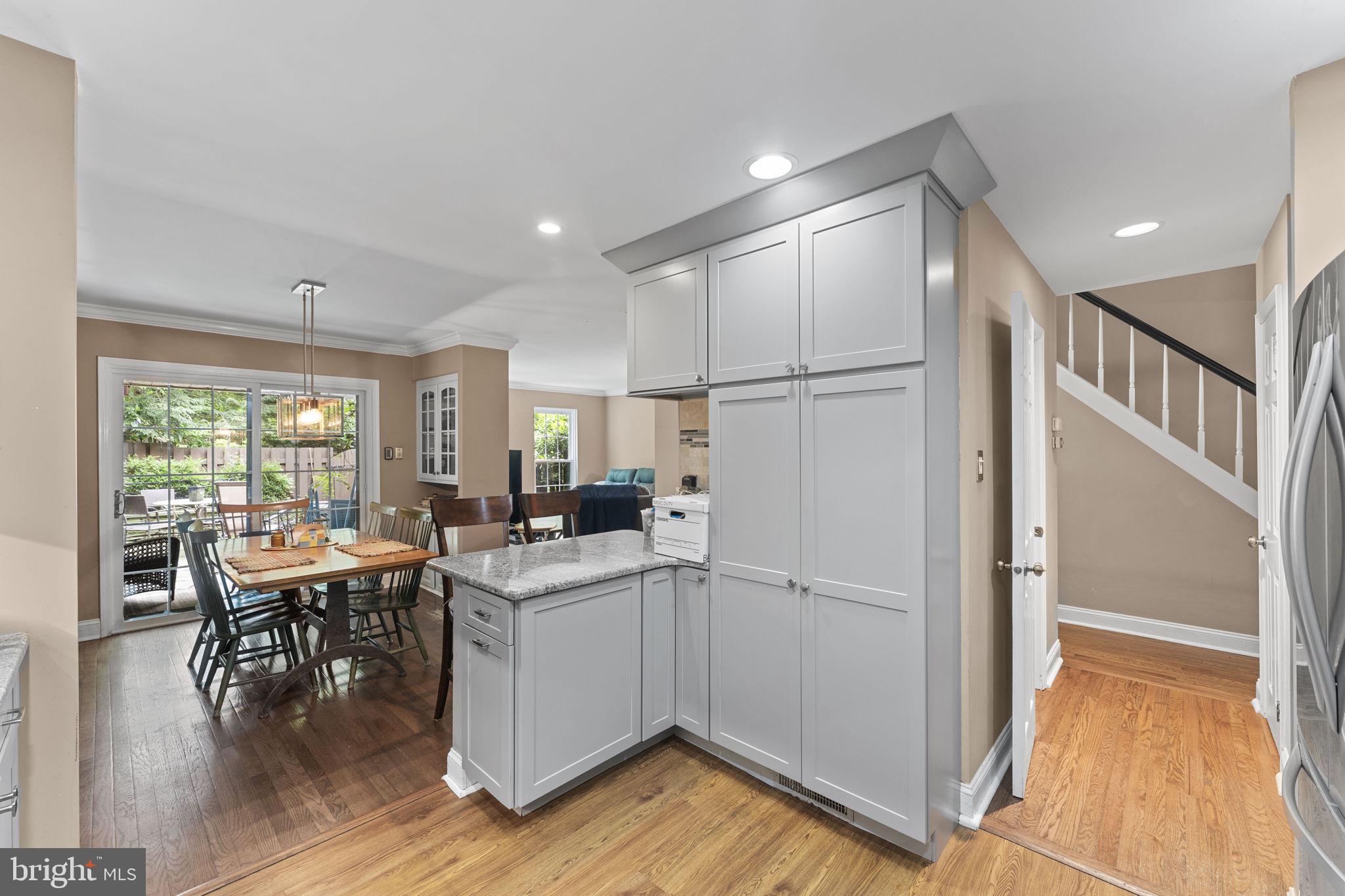 WEATHERSTONE - Residential