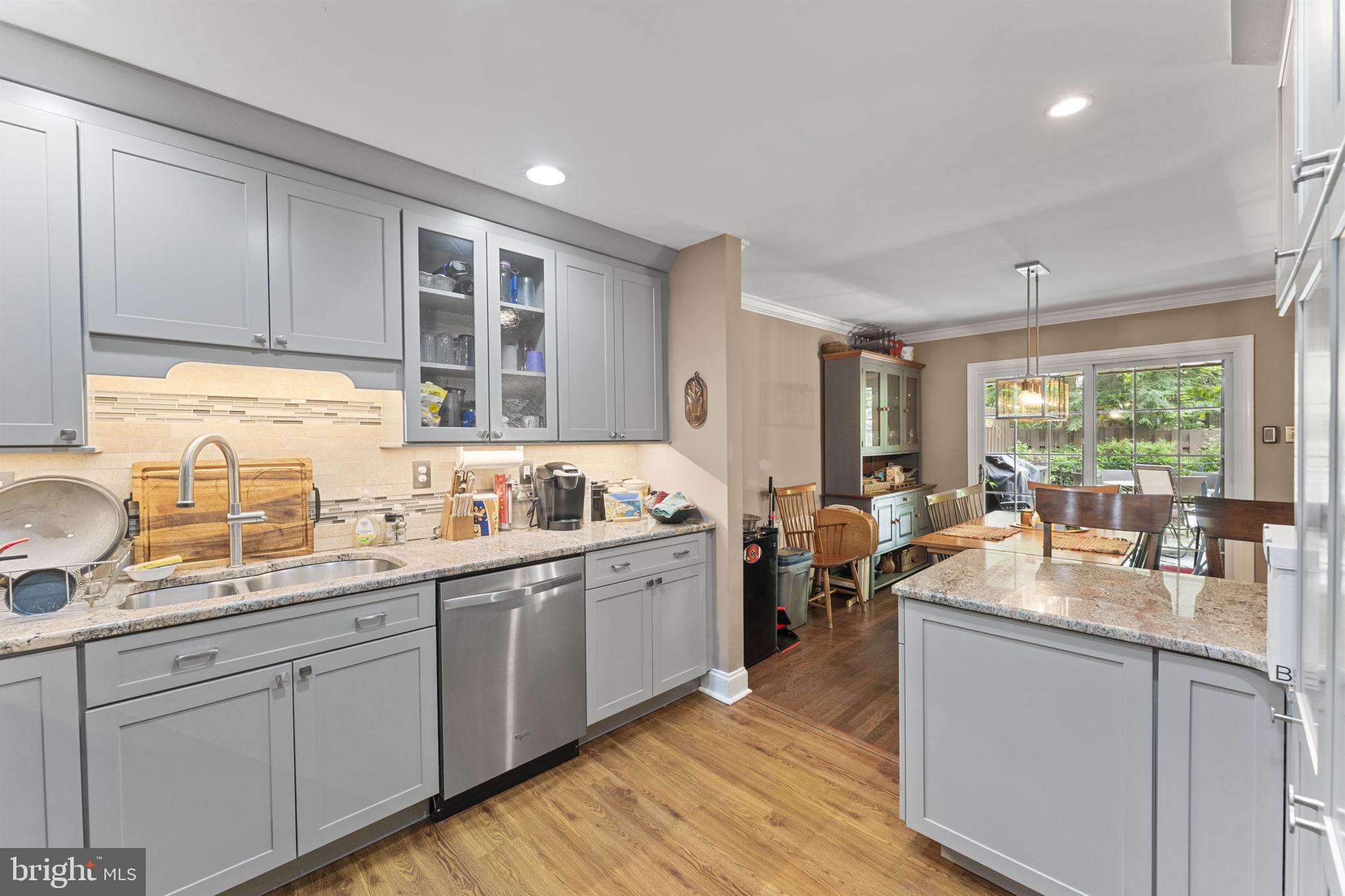 WEATHERSTONE - Residential
