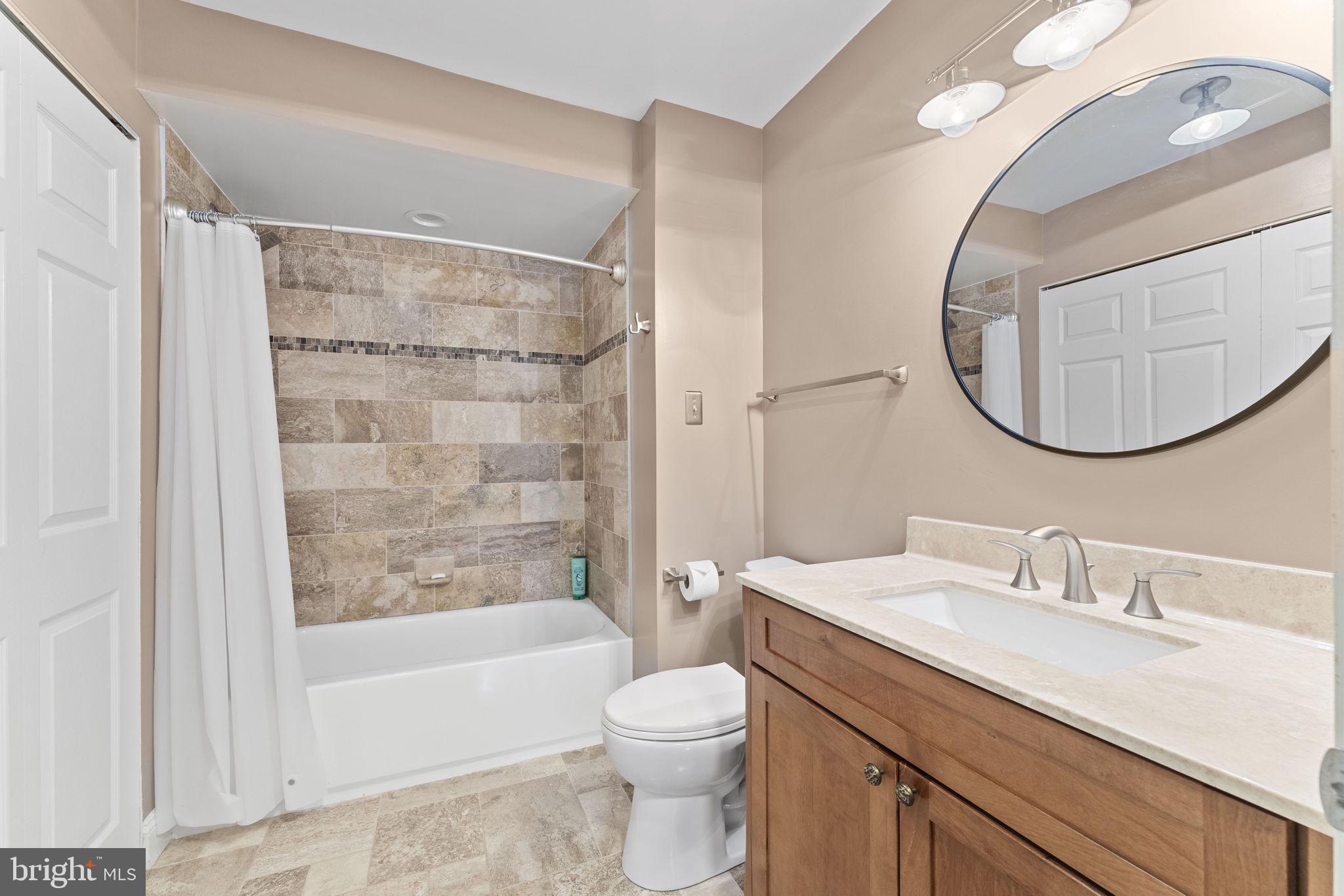 WEATHERSTONE - Residential