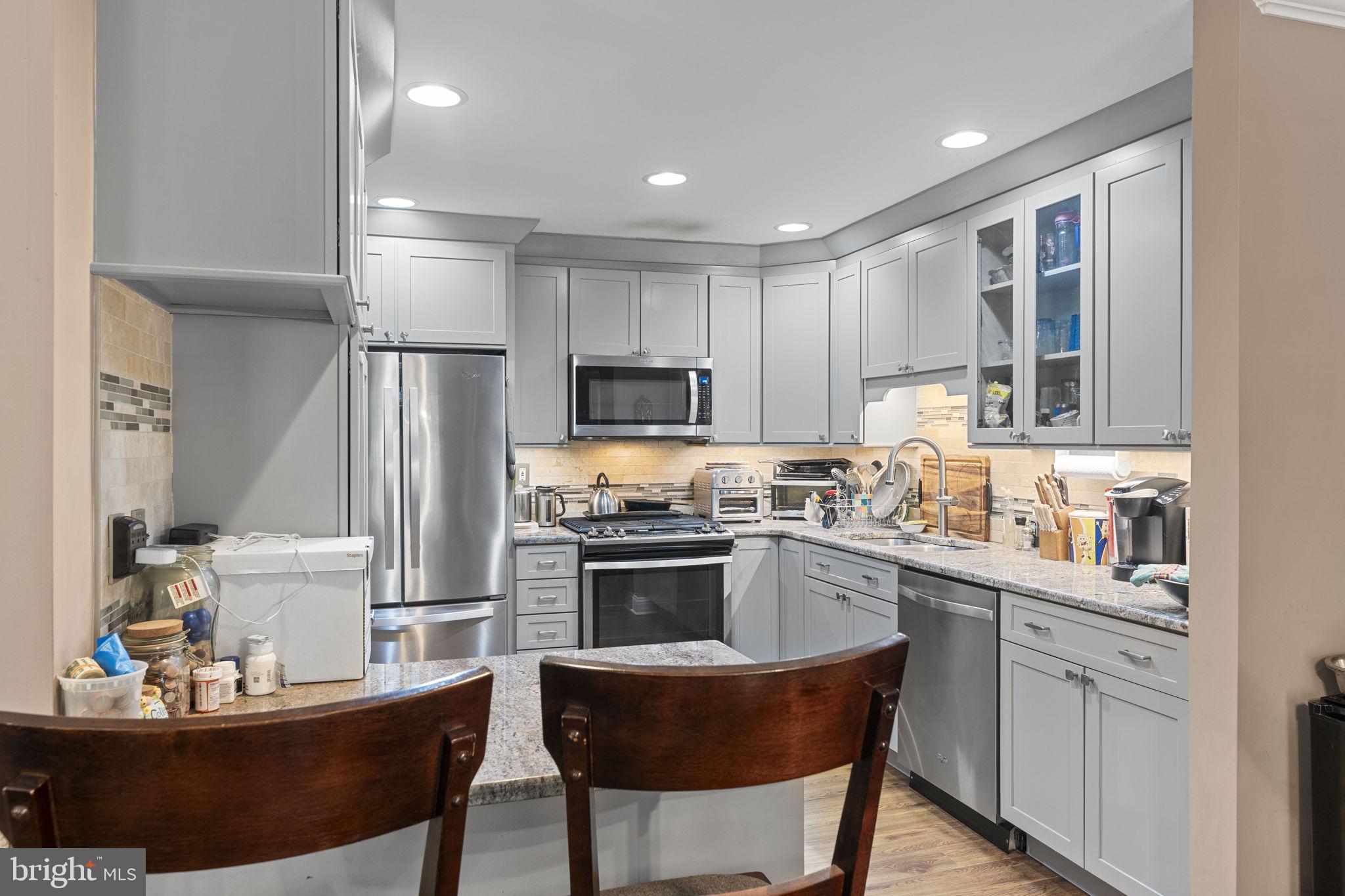 WEATHERSTONE - Residential