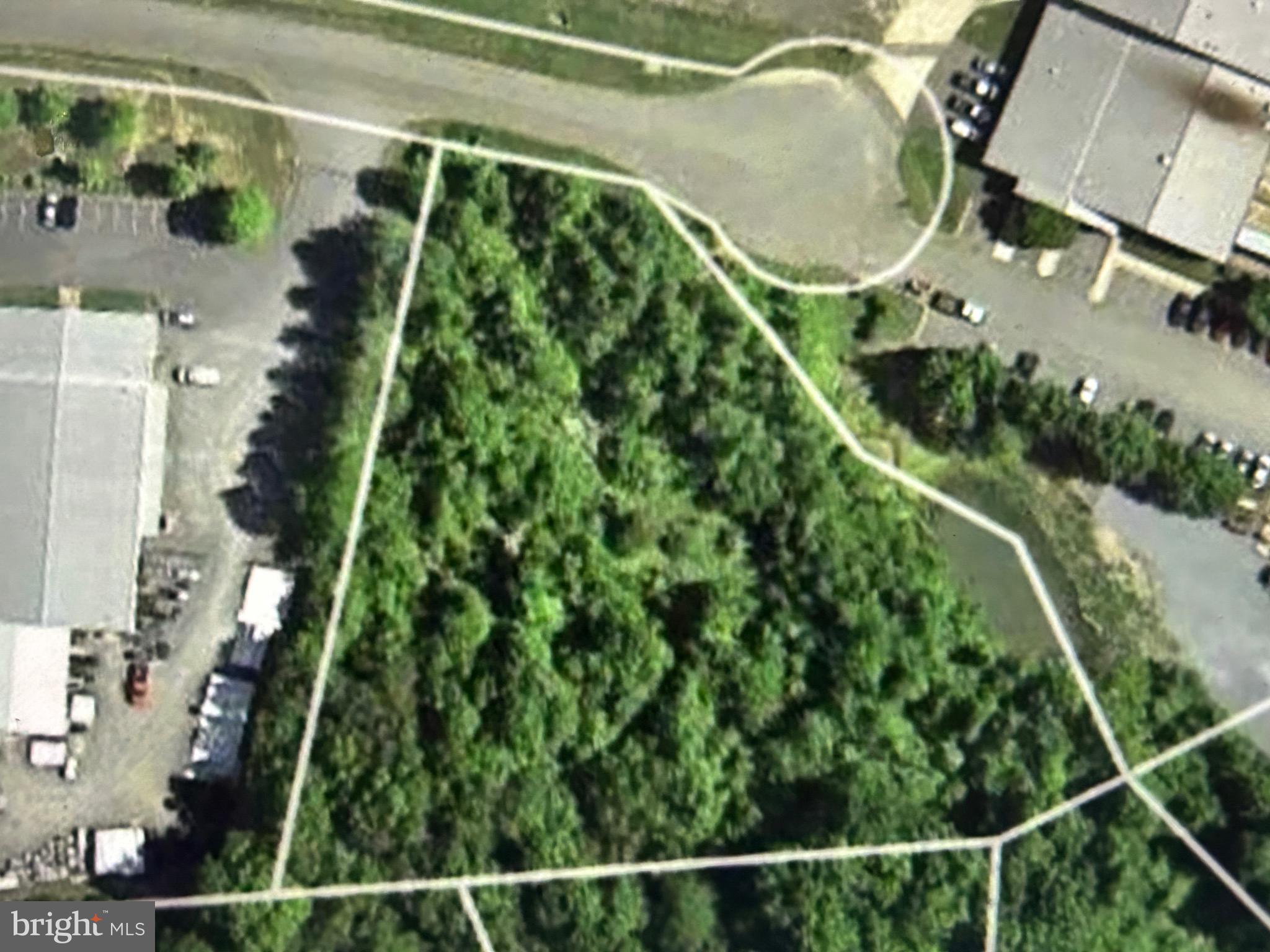 2.21 Acres – Prime Development Opportunity in Warrenton
Discover the great potential of this 2.21-acre parcel of raw land situated on Industrial Road, Warrenton. Zoned I-G (Industrial General), this property is ideal for a variety of uses, including light manufacturing, fabricating, processing, wholesale distribution, and warehousing.
Parcels like this are becoming increasingly rare, especially with signage permitted and its strategic location directly adjacent to the highway for optimal accessibility and visibility.
All of these great amenities  makes  this an excellent investment opportunity for businesses looking to expand or establish their operations in a growing area.
Don’t miss this chance to build and grow in a high-demand industrial zone.