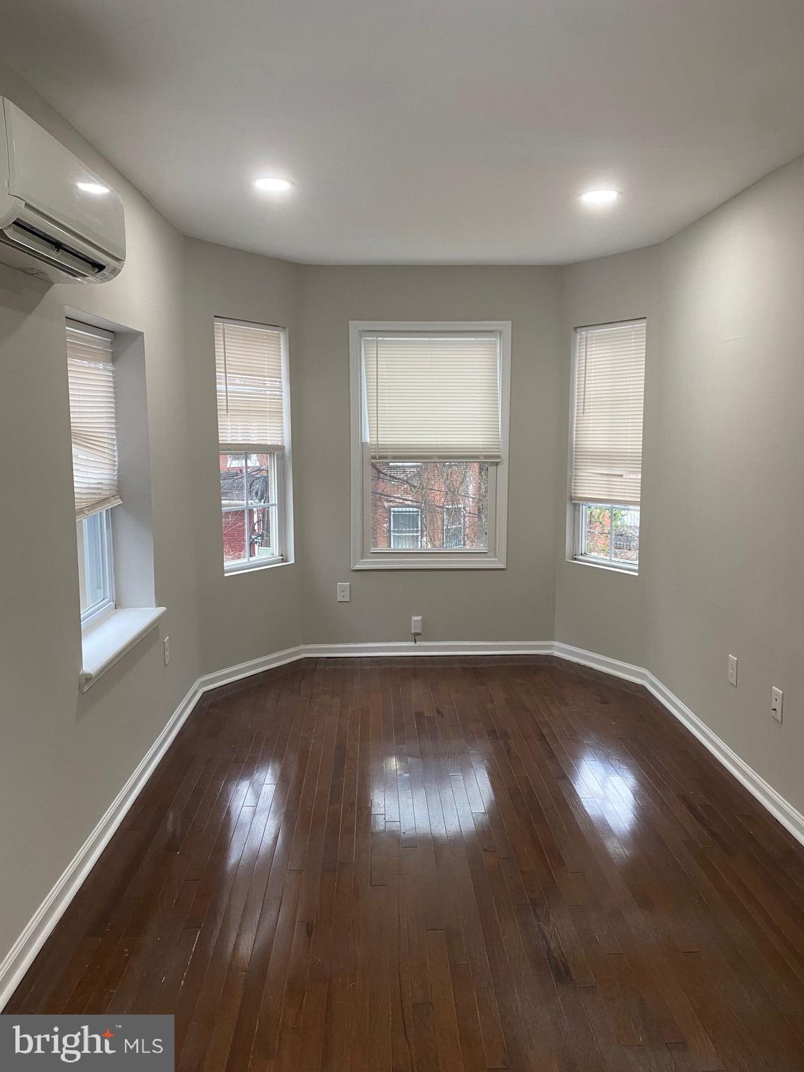 PHILADELPHIA (NORTH) - Residential Lease