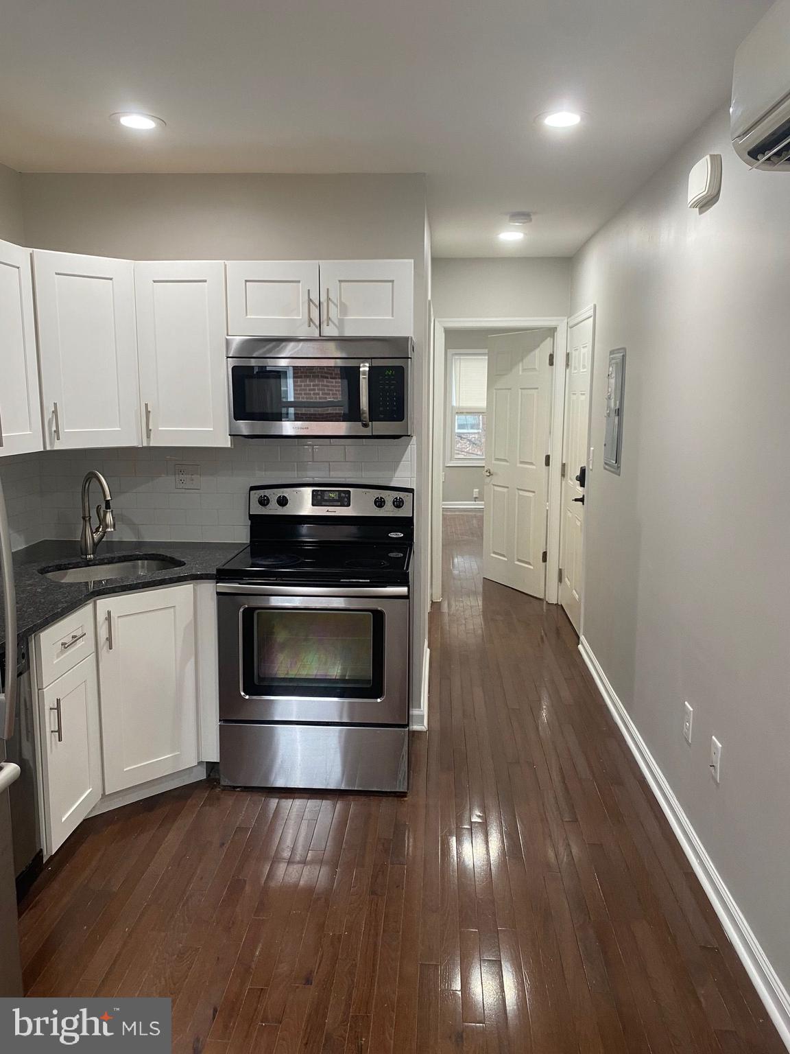 PHILADELPHIA (NORTH) - Residential Lease