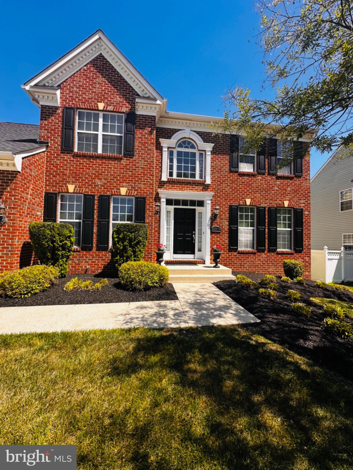 ASHLEIGH - Residential