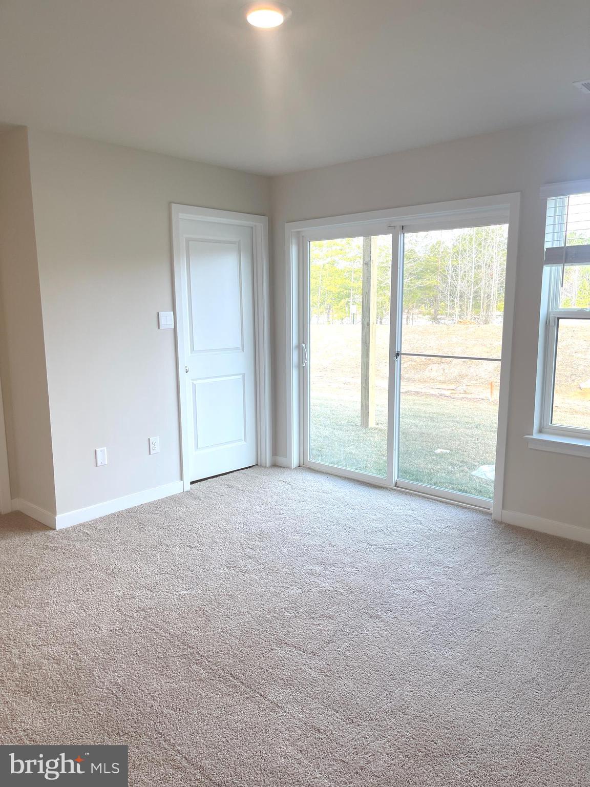 PINEGROVE - Residential Lease