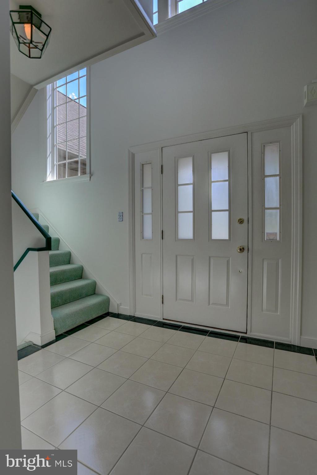OAK LANE - Residential