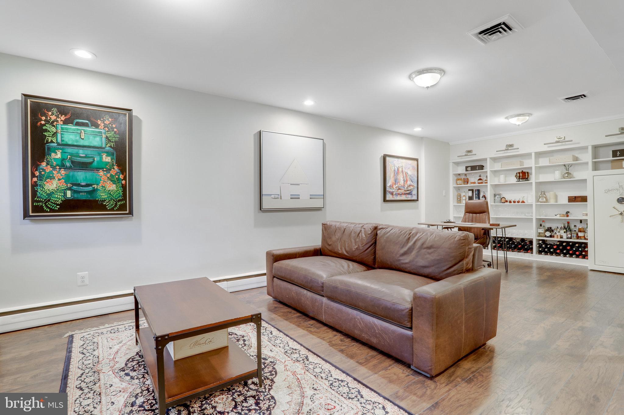 CHERRYDALE - Residential Lease