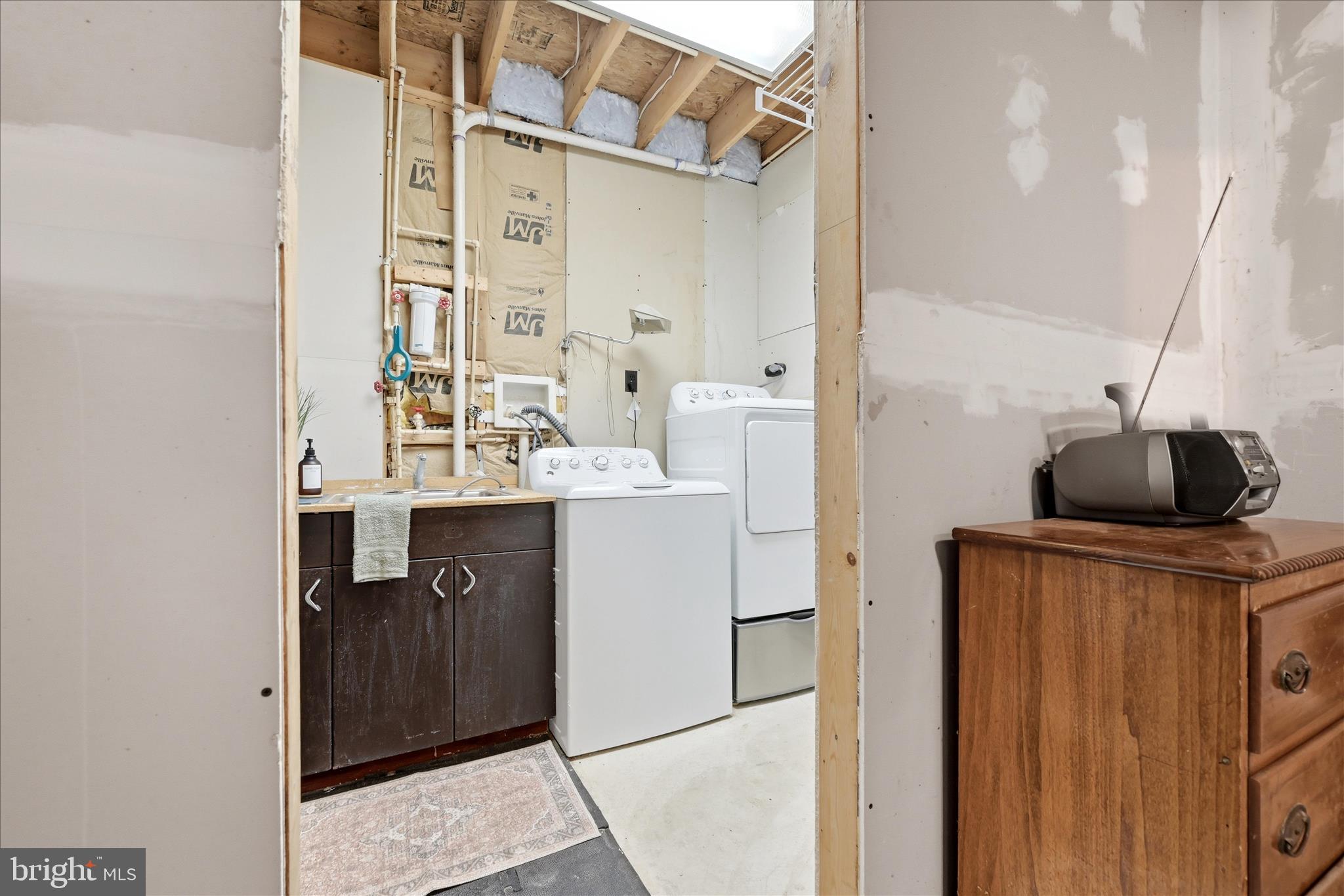 ROBINWOOD RETREAT - Residential