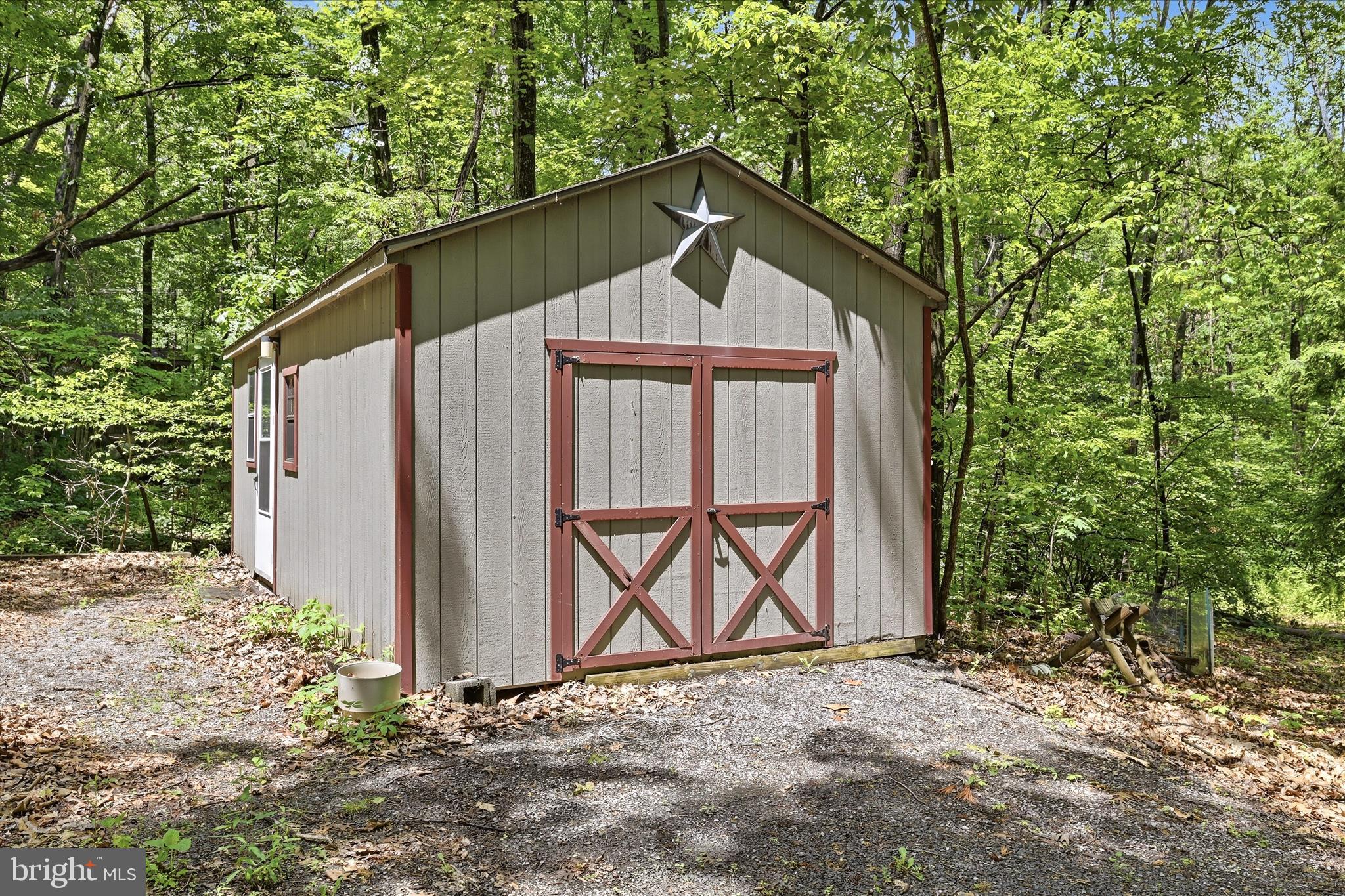 ROBINWOOD RETREAT - Residential